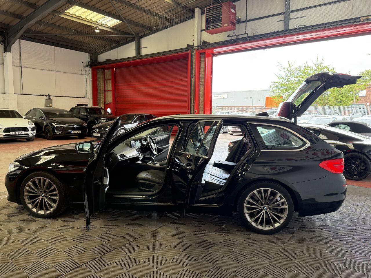 BMW 5 Series view 13