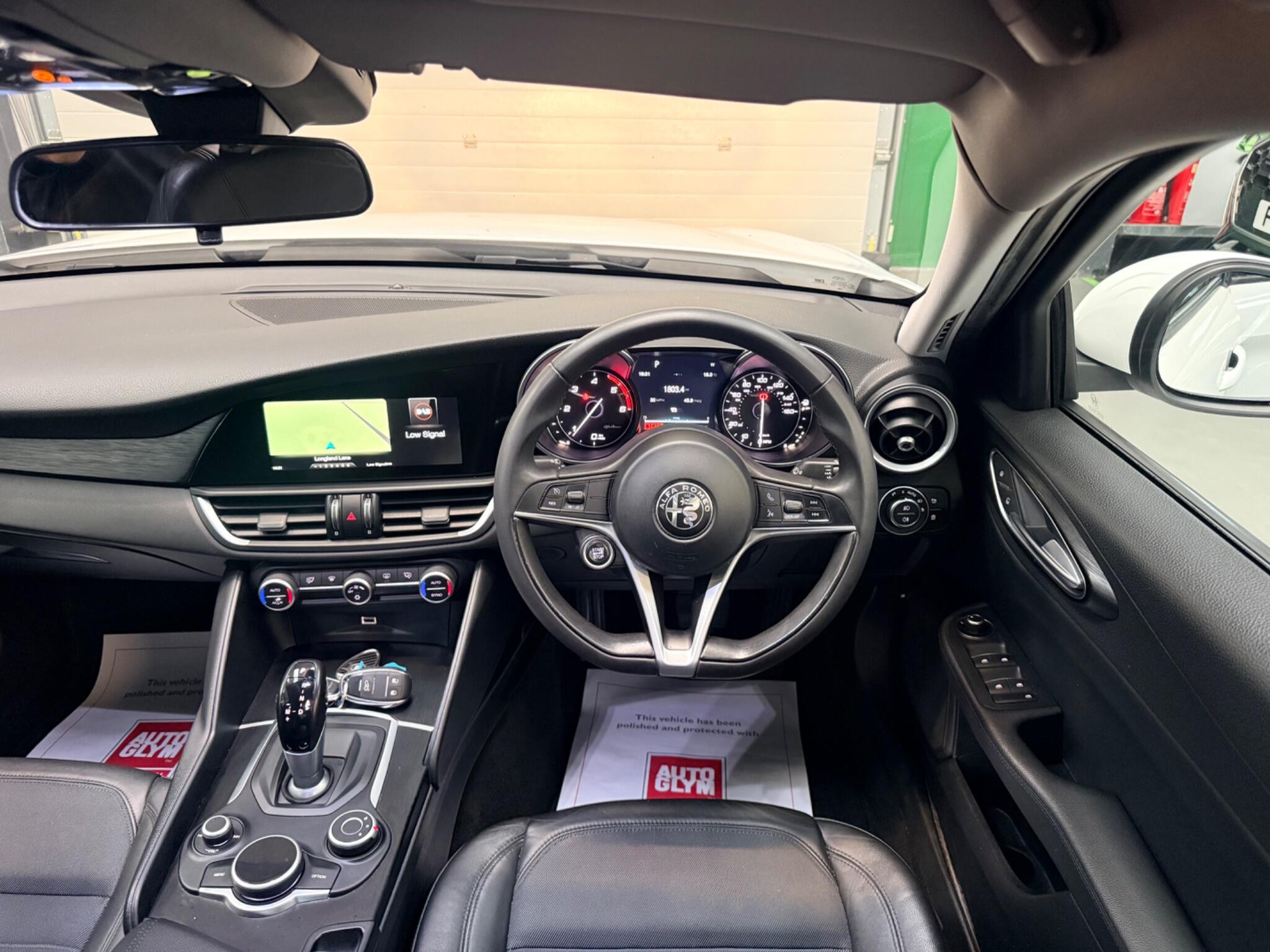 Alfa Romeo Giulia view 9