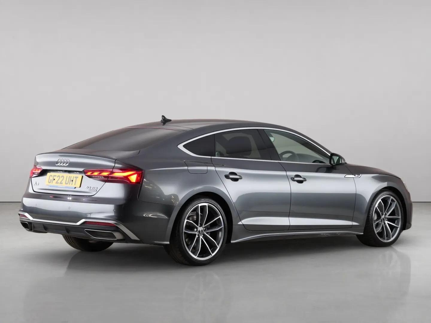 Audi A5 view 5