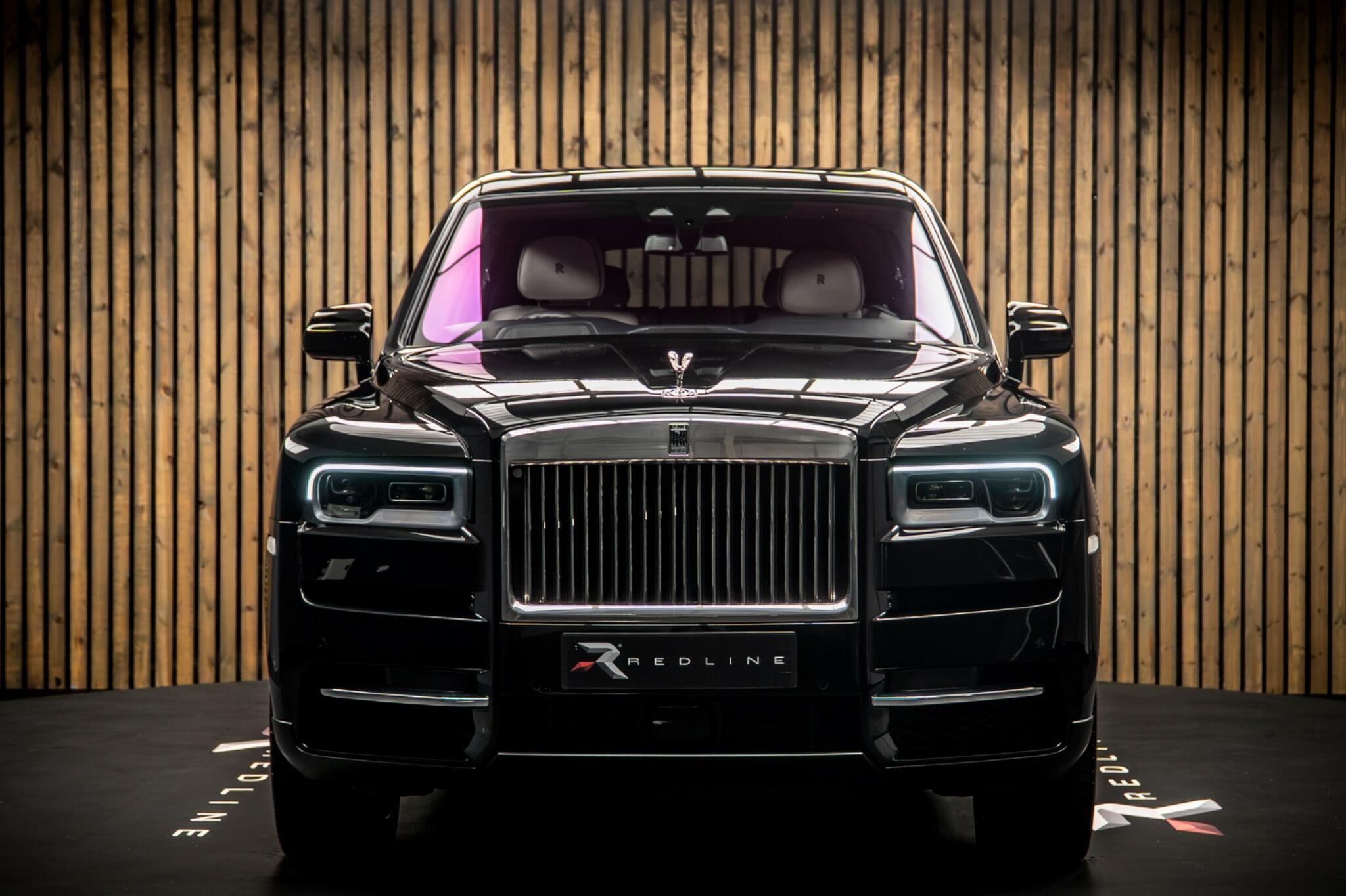 Rolls-Royce Cullinan view 5
