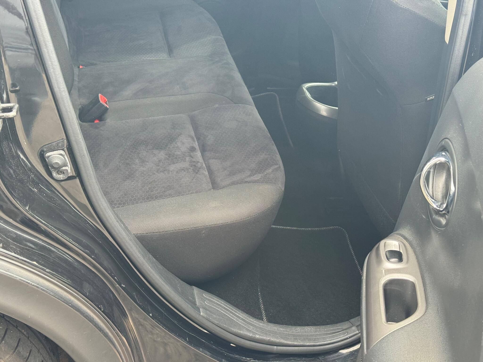 Nissan Juke view 19