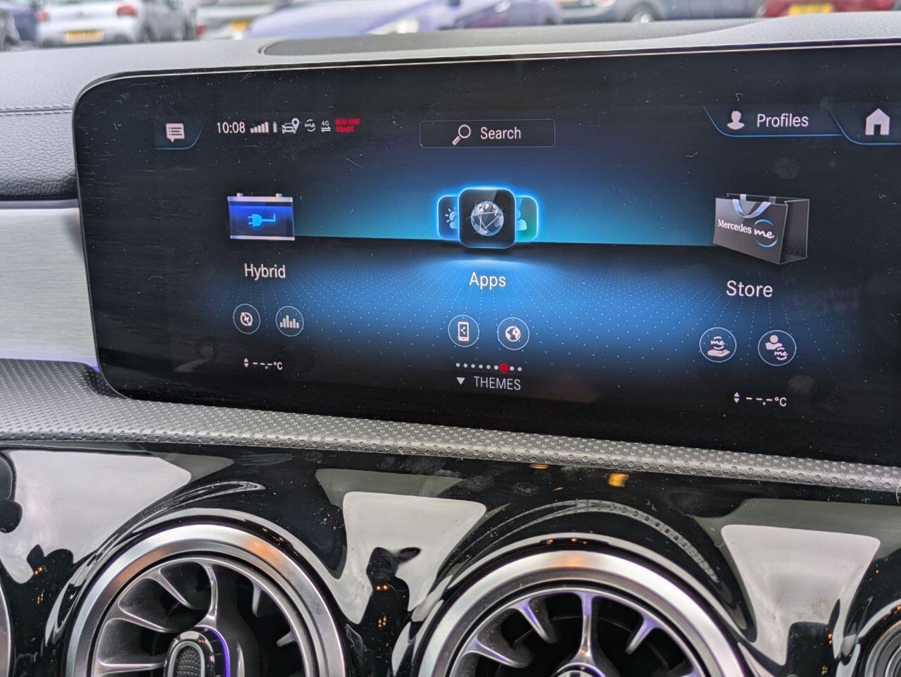 Mercedes-Benz Cla view 17