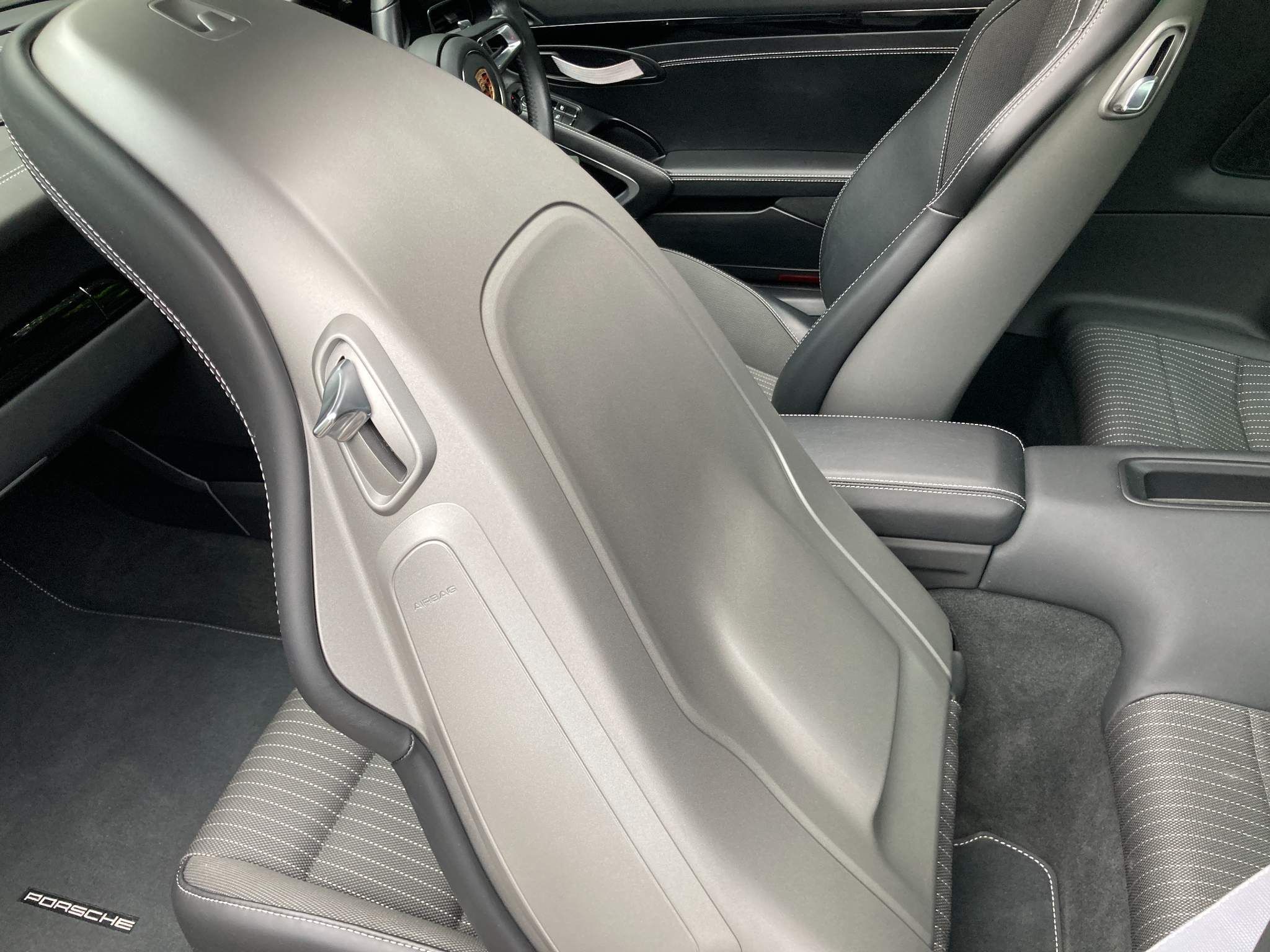 Porsche 911 view 42