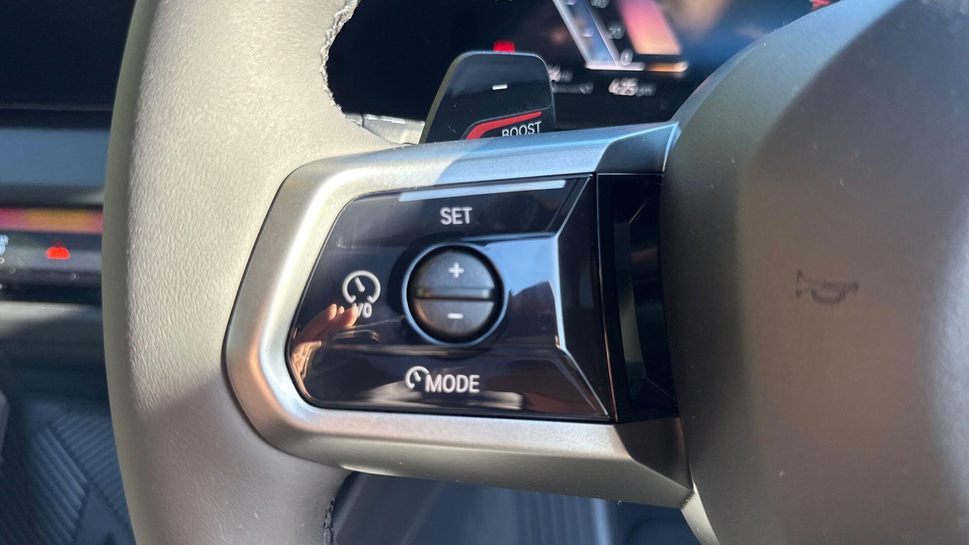 BMW X3 view 16