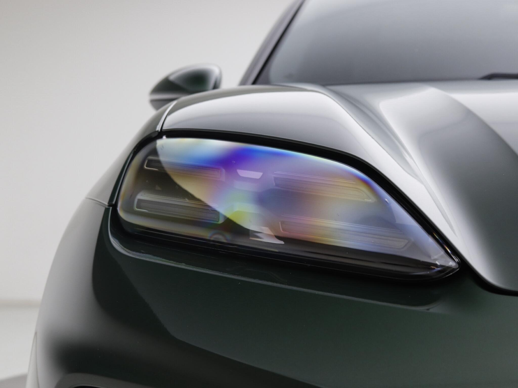 Porsche Macan view 7