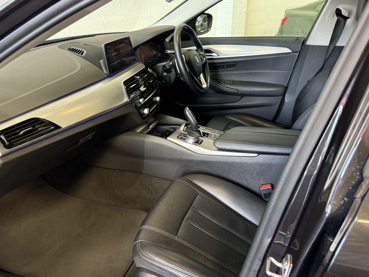 BMW 5 Series view 53