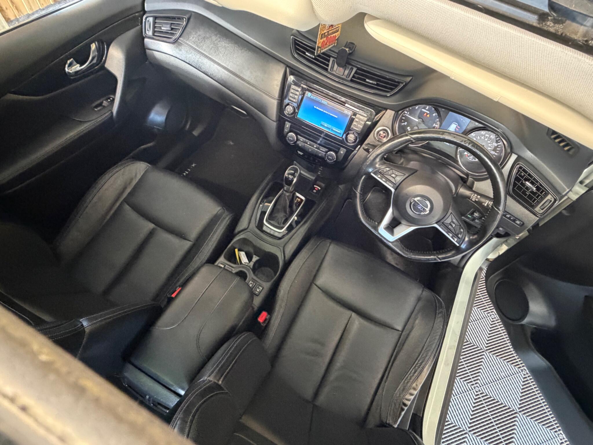 Nissan X-Trail view 12