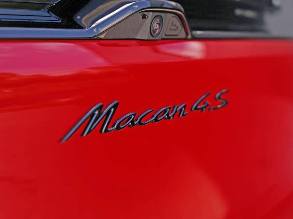 Porsche Macan view 53