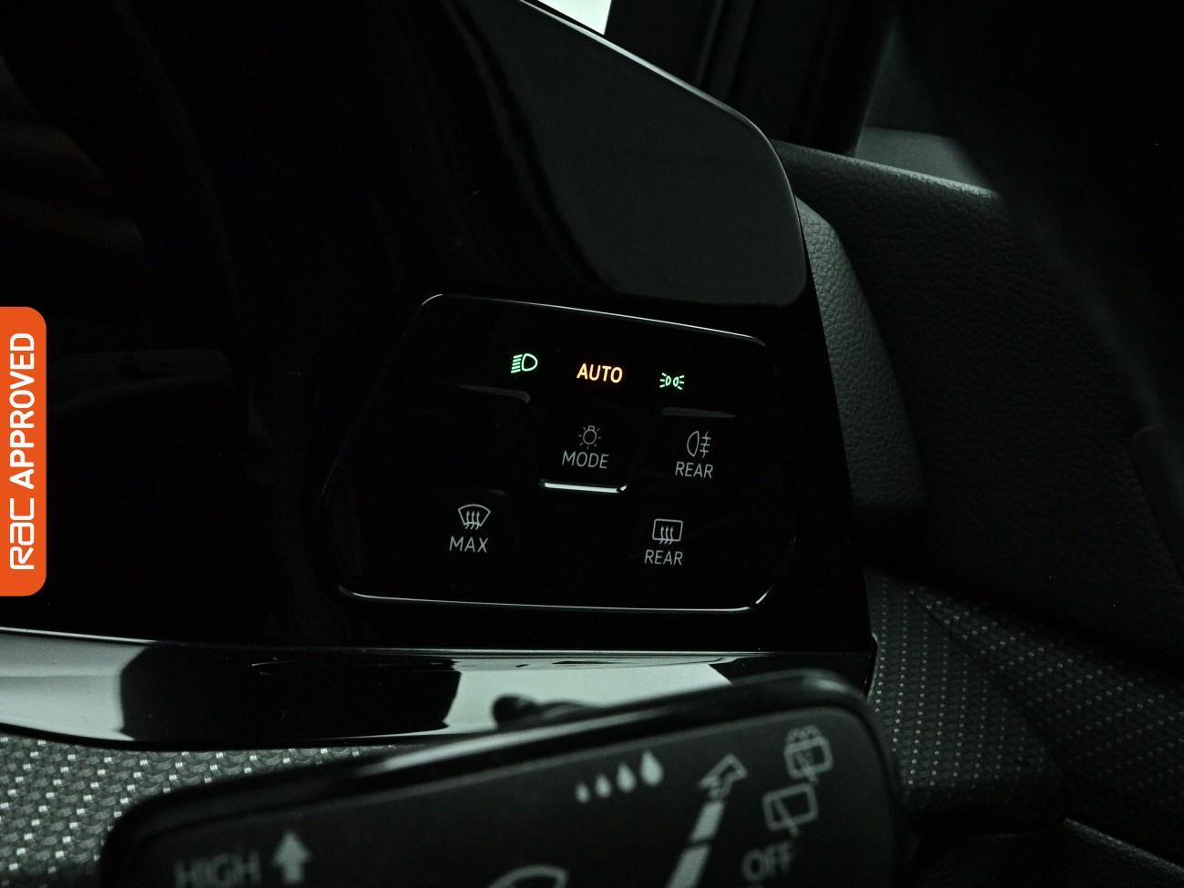 Volkswagen Golf view 16