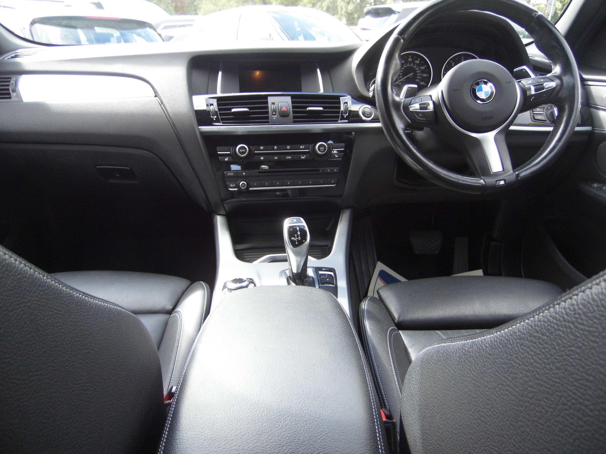 BMW X3 view 26