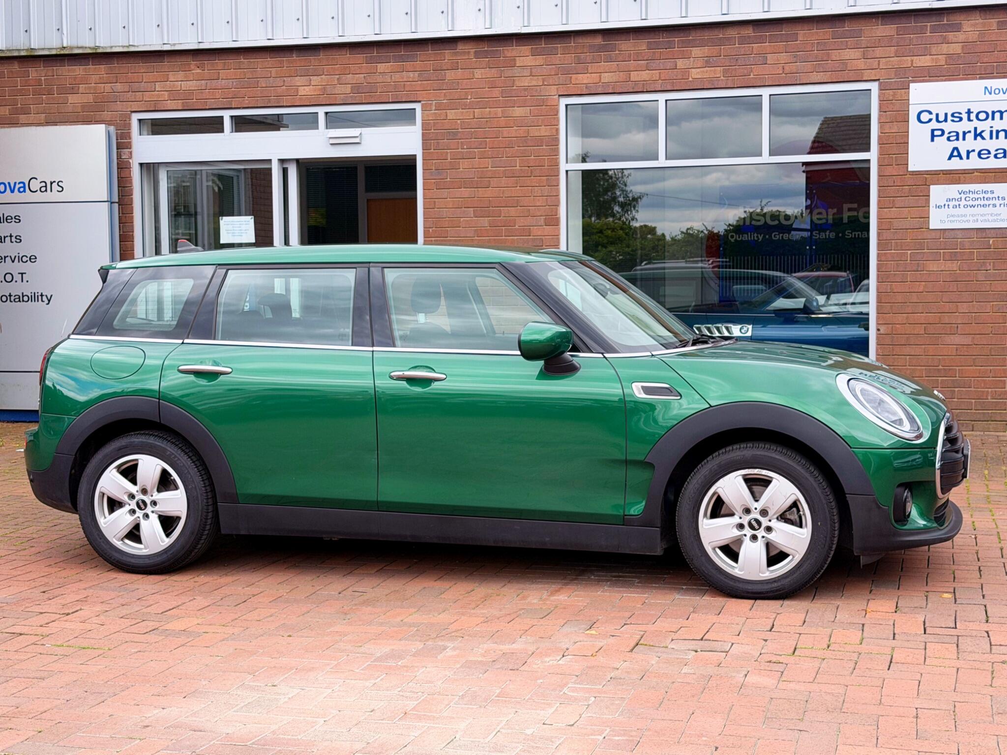 Mini Clubman view 14