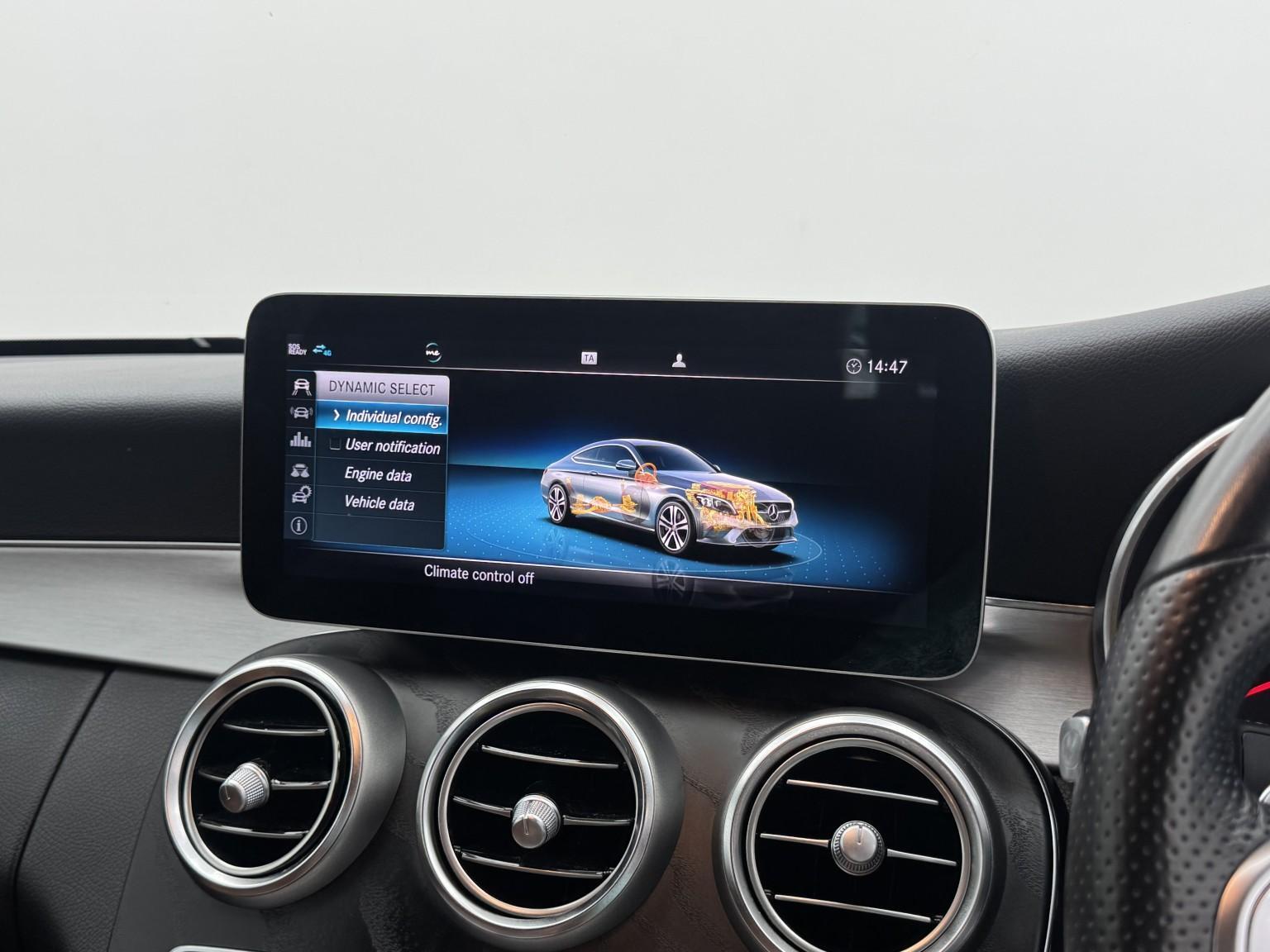 Mercedes-Benz C-Class view 18