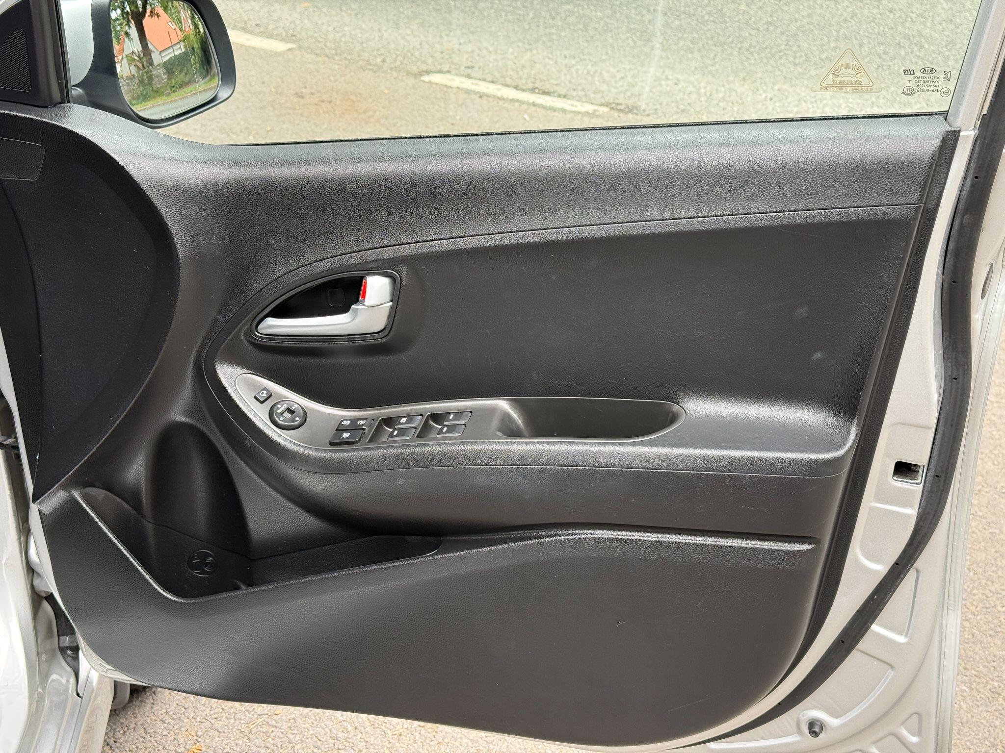Kia Picanto view 28
