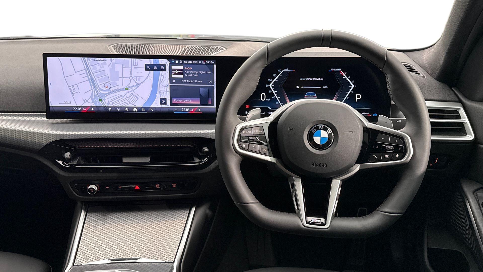 BMW 3 Series view 5