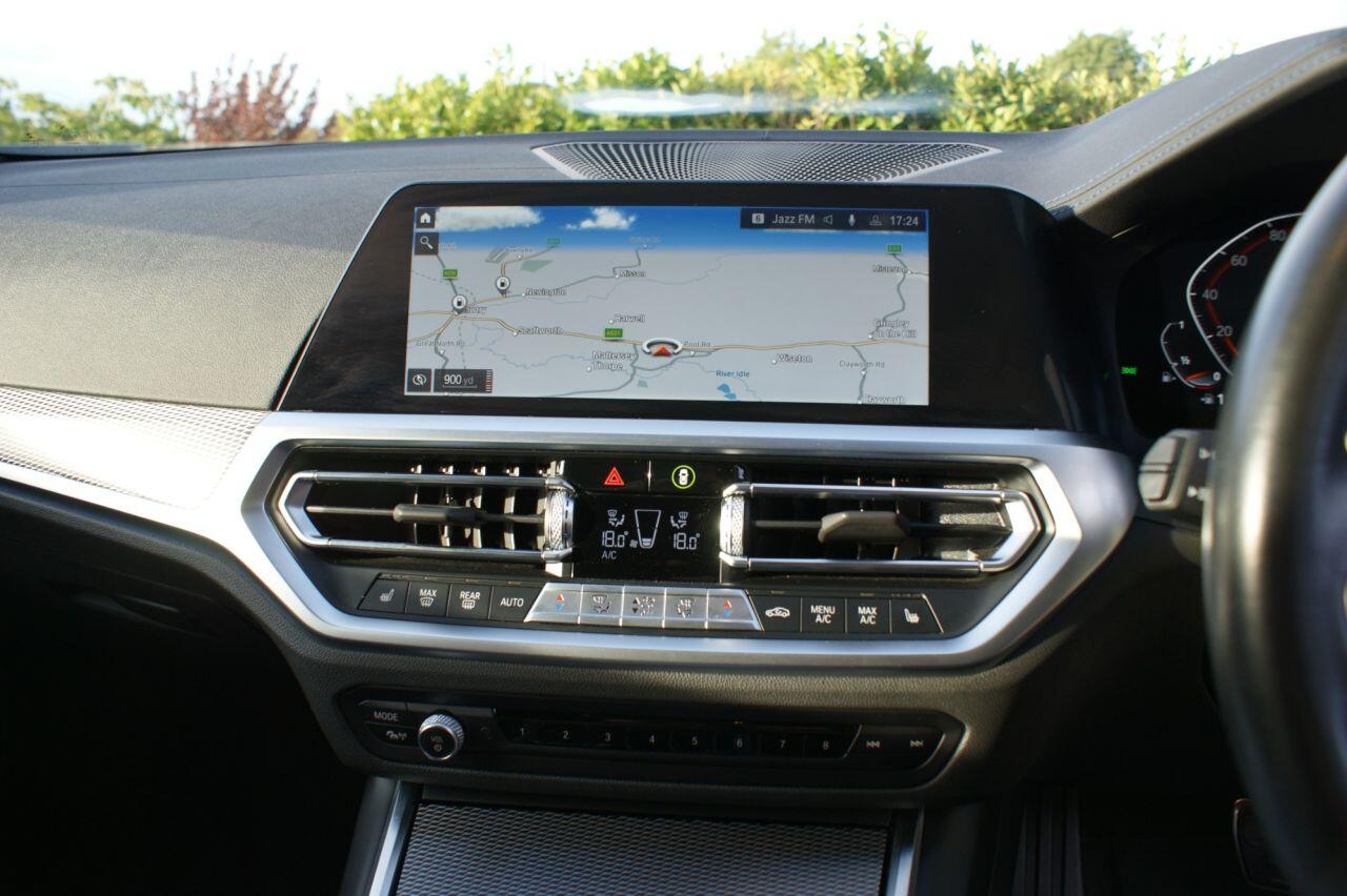 BMW 3 Series view 47