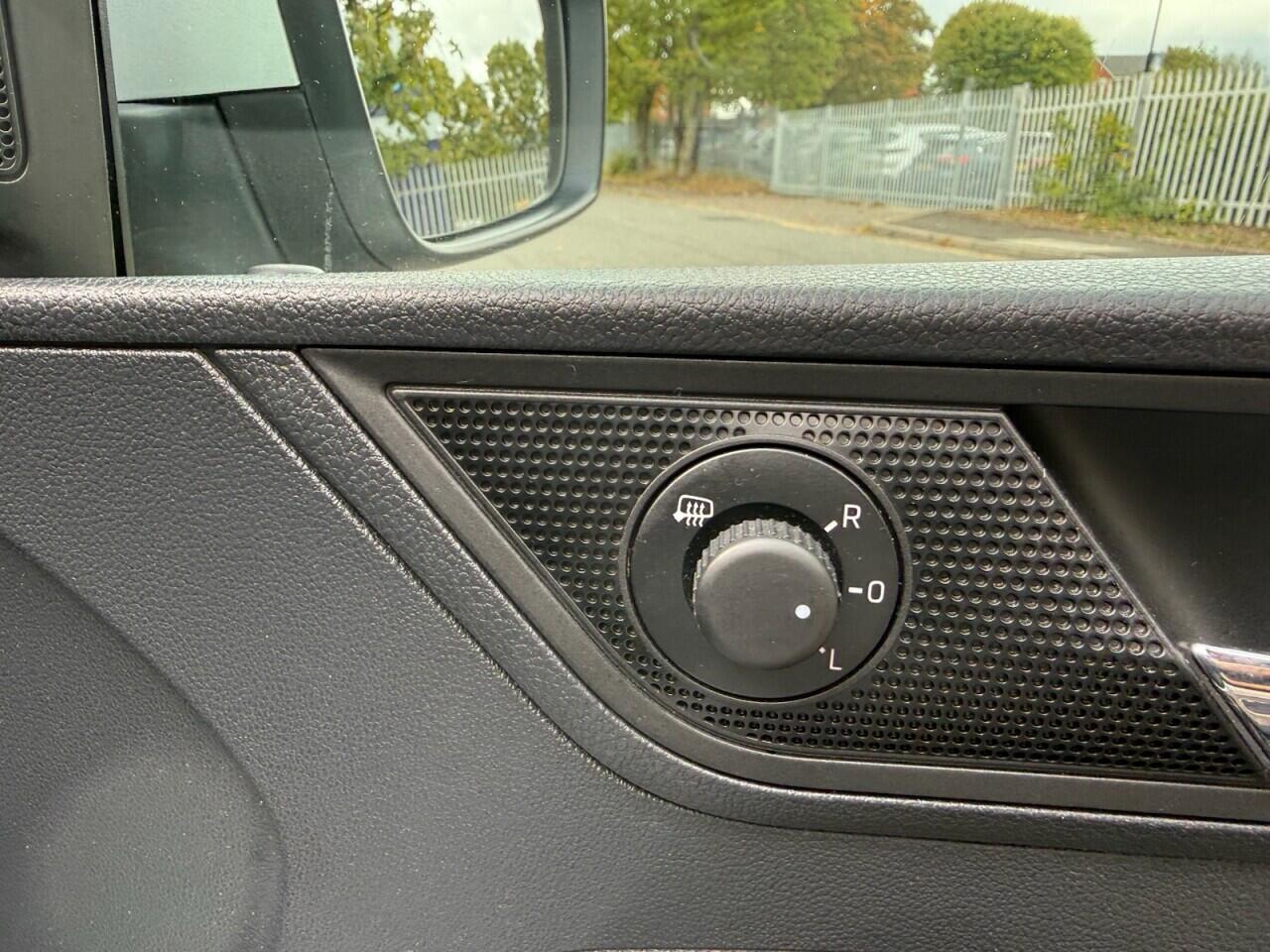 Seat Toledo view 15