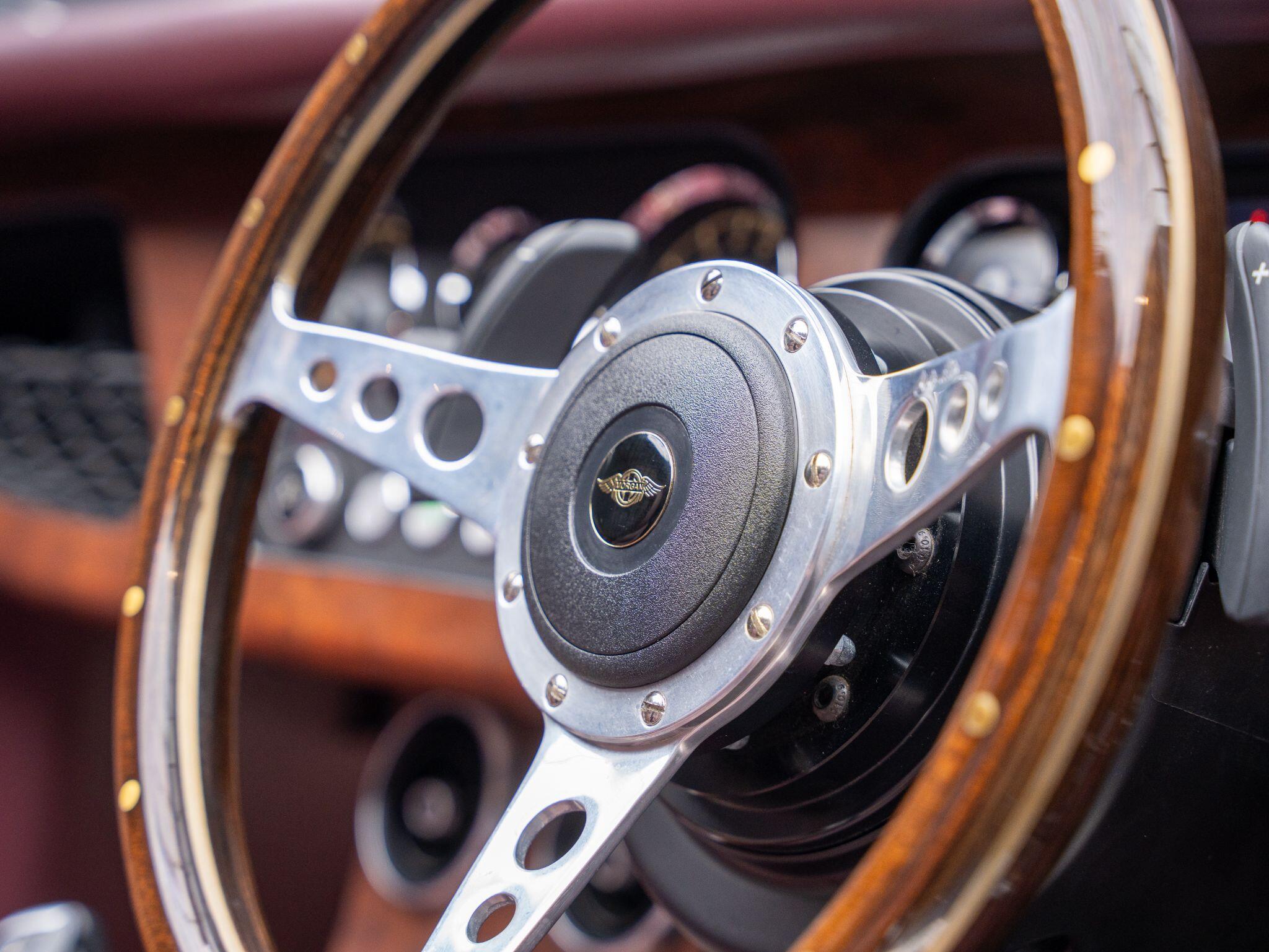 Morgan Plus SIX view 20