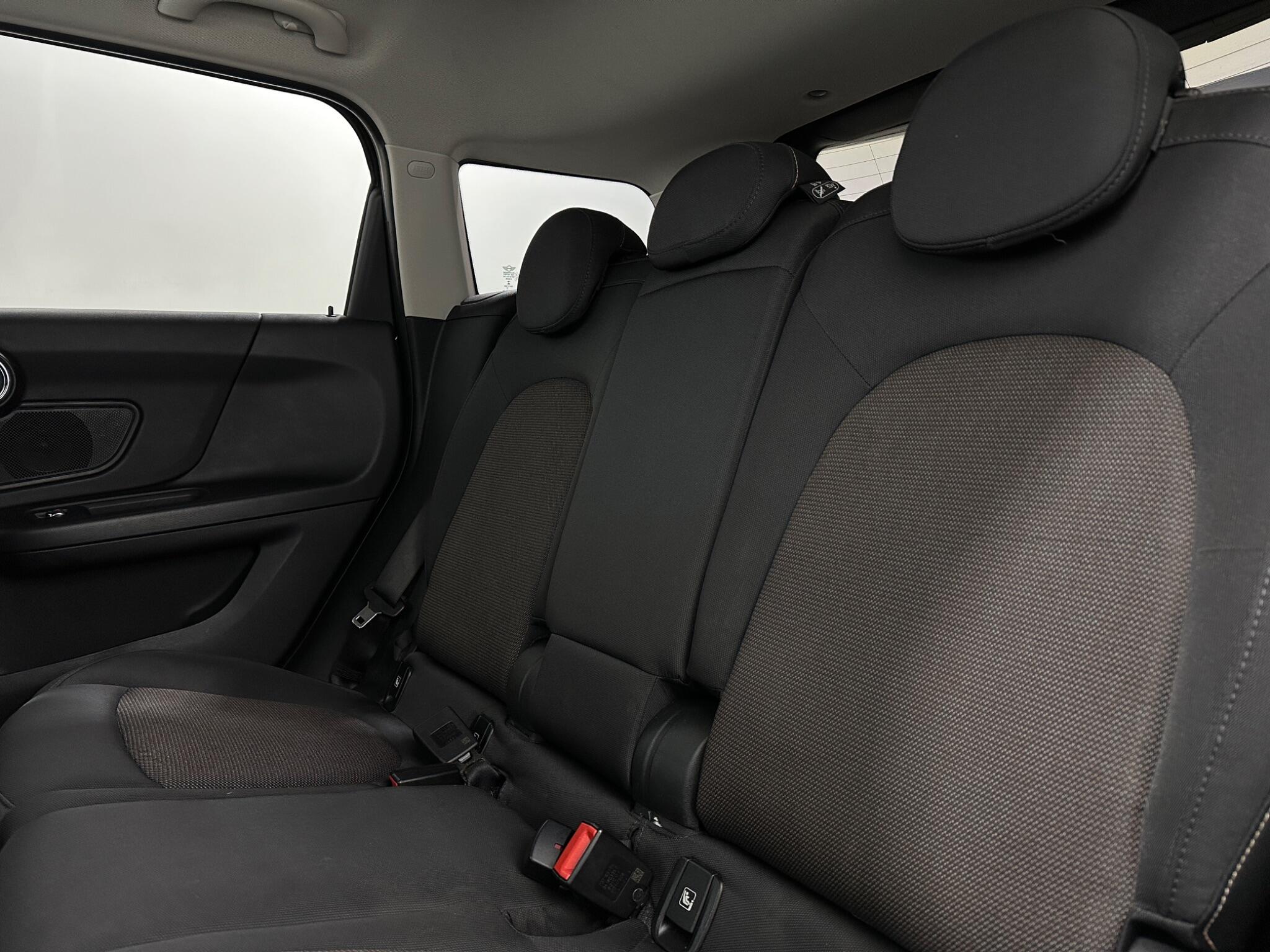 Mini Countryman view 40
