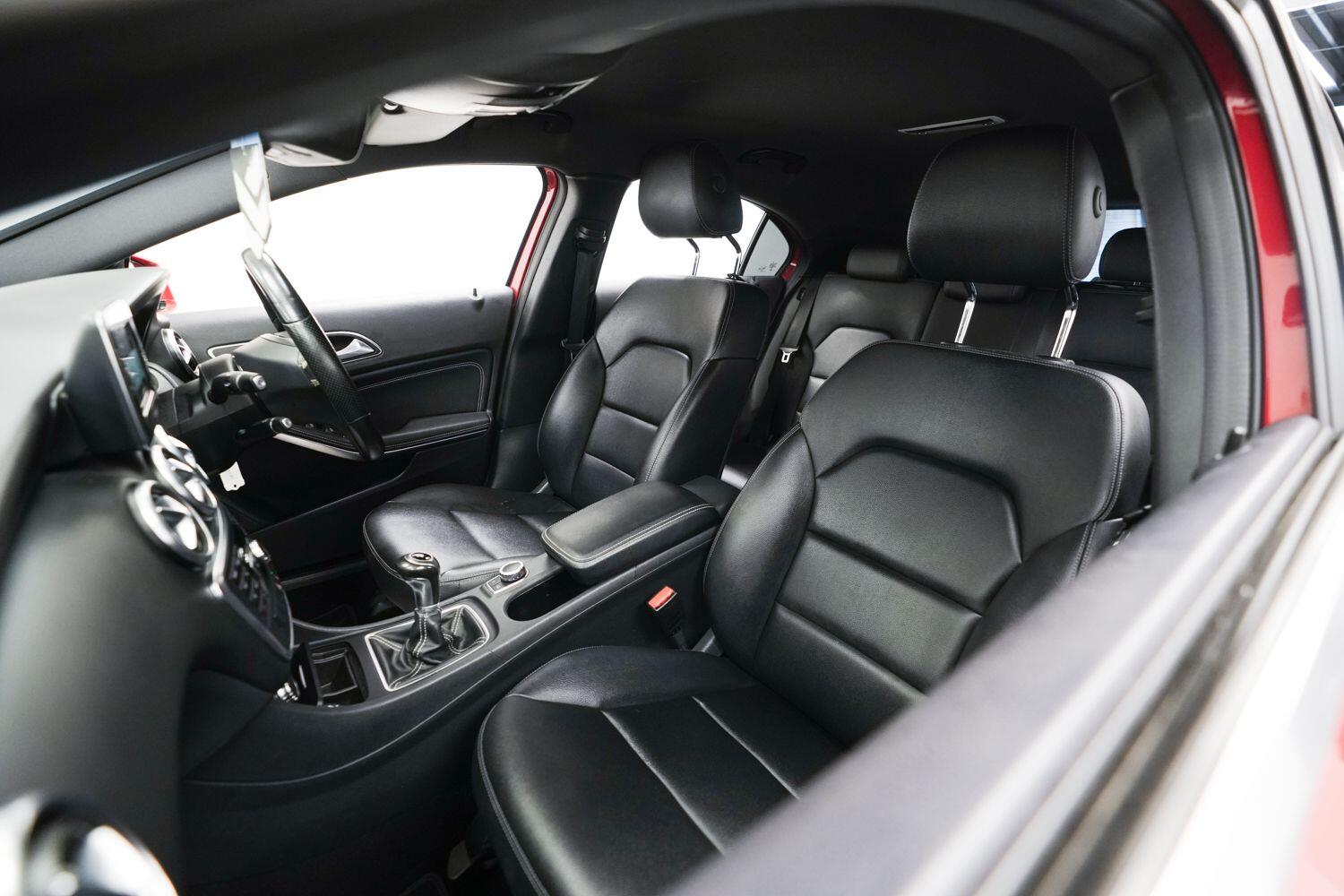 Mercedes-Benz A Class view 21