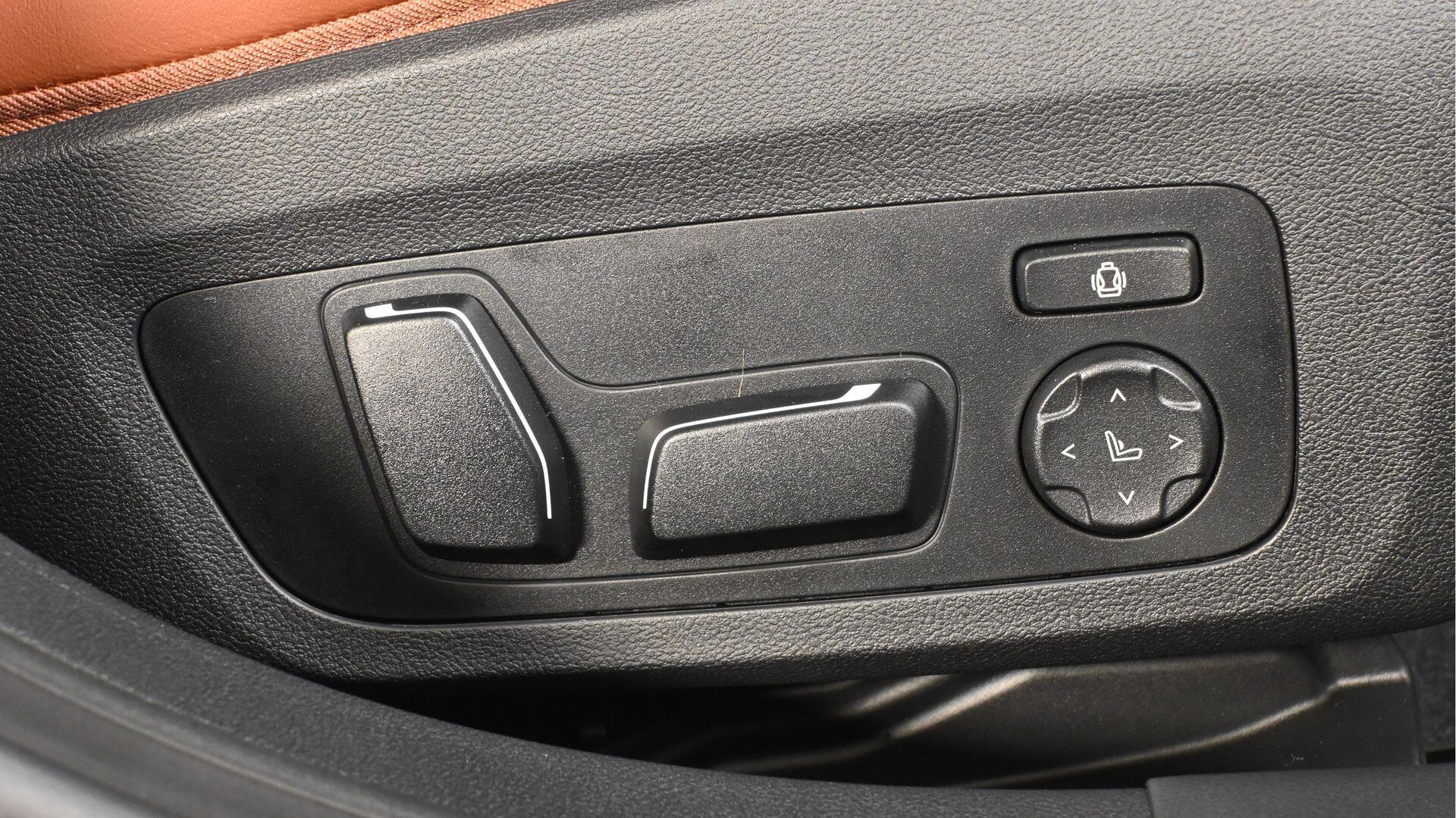 BMW i4 view 26