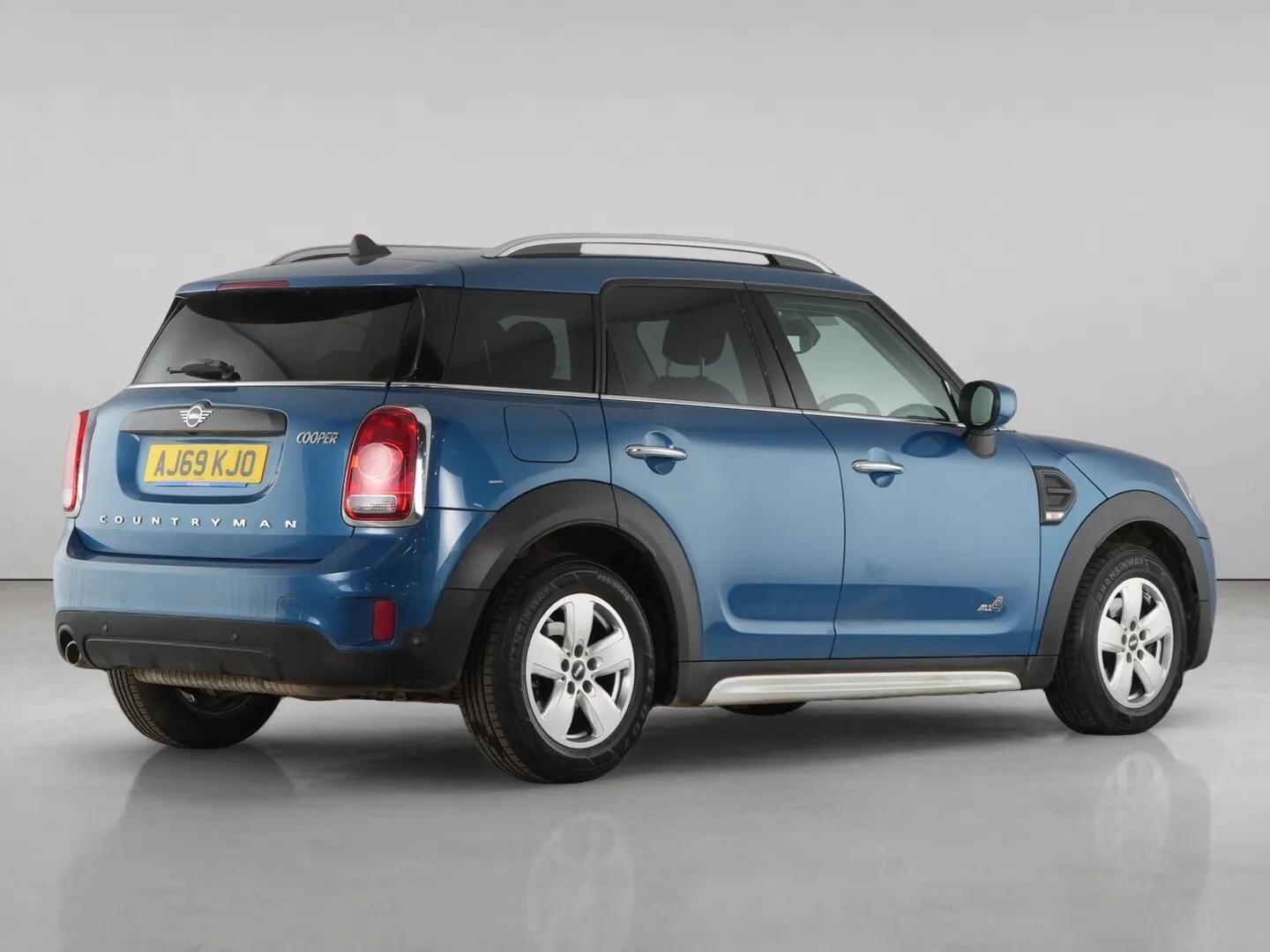 Mini Countryman view 10