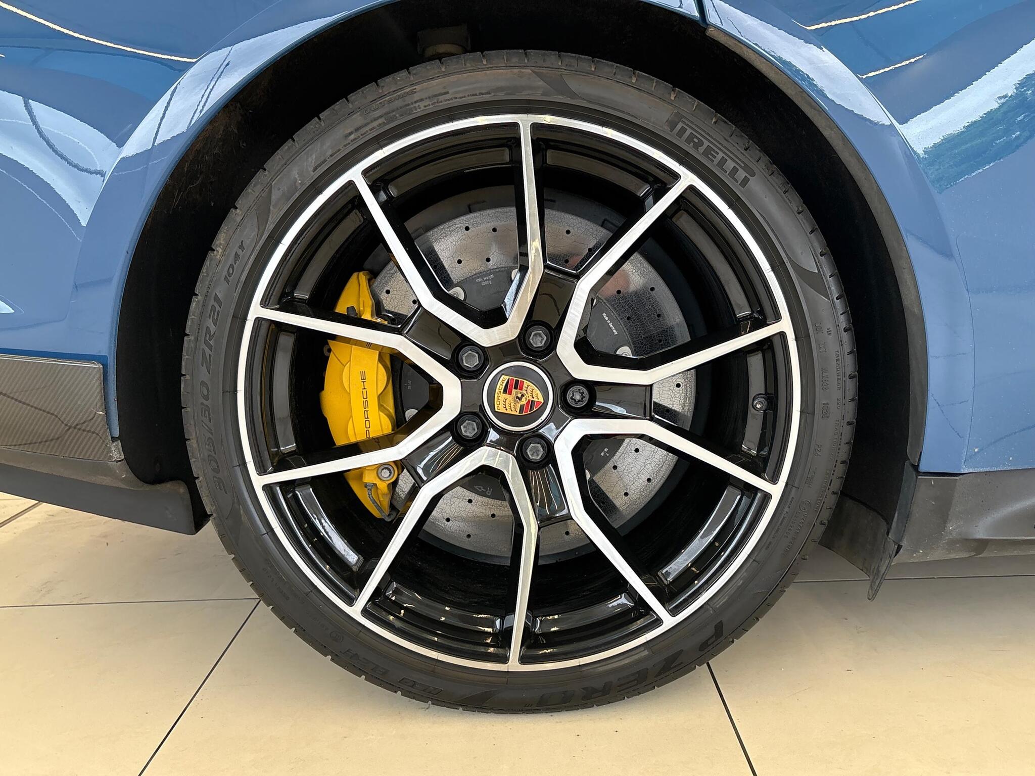 Porsche Taycan view 24