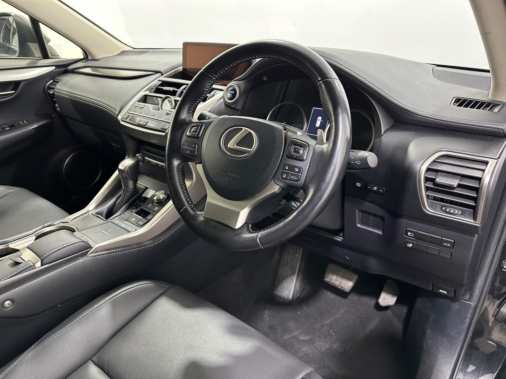 Lexus NX view 11