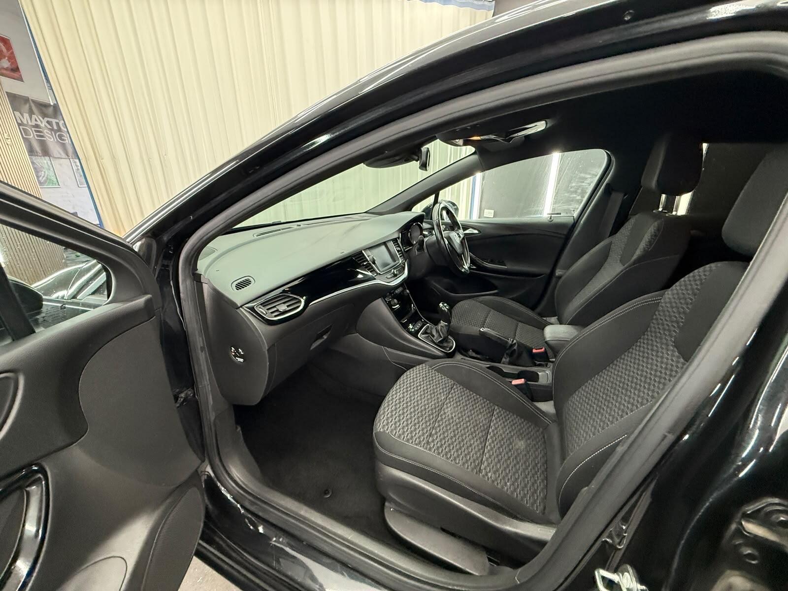 Vauxhall Astra view 29