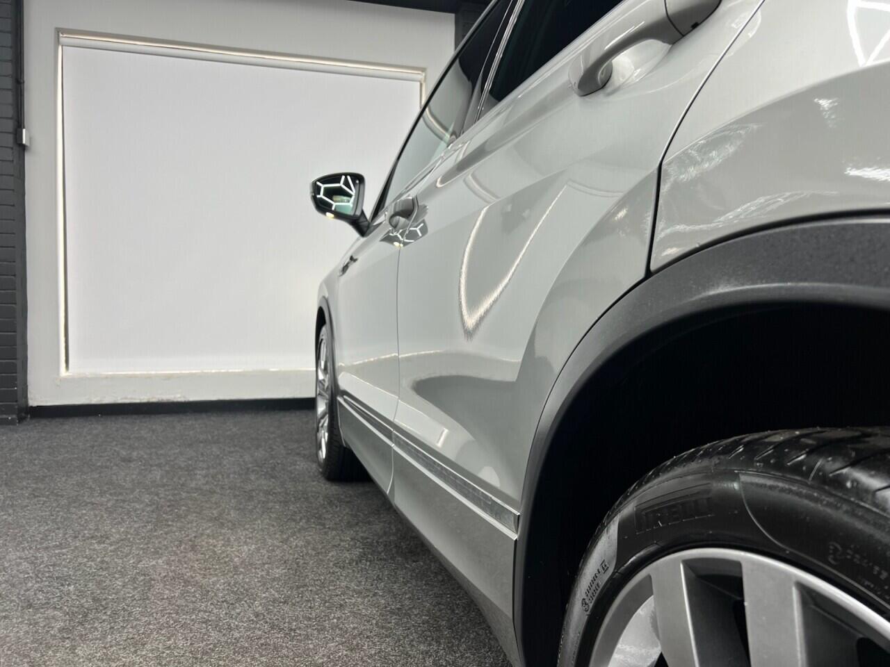 Volkswagen Tiguan view 7