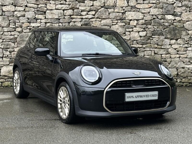2024 MINI COOPER