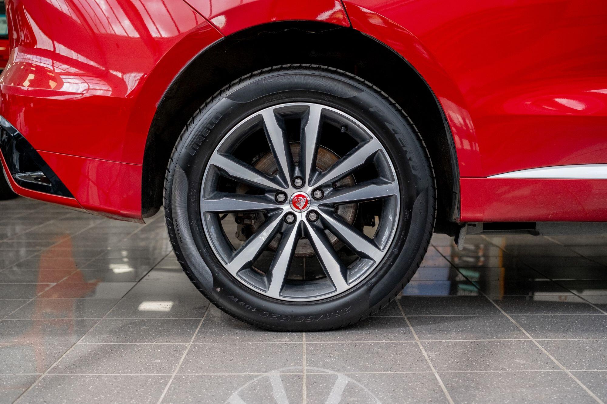 Jaguar F-Pace view 21