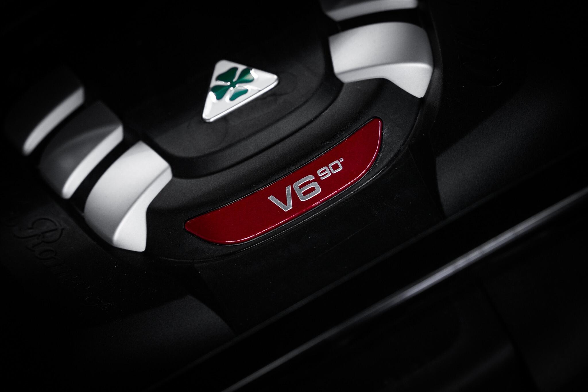 Alfa Romeo Stelvio view 41