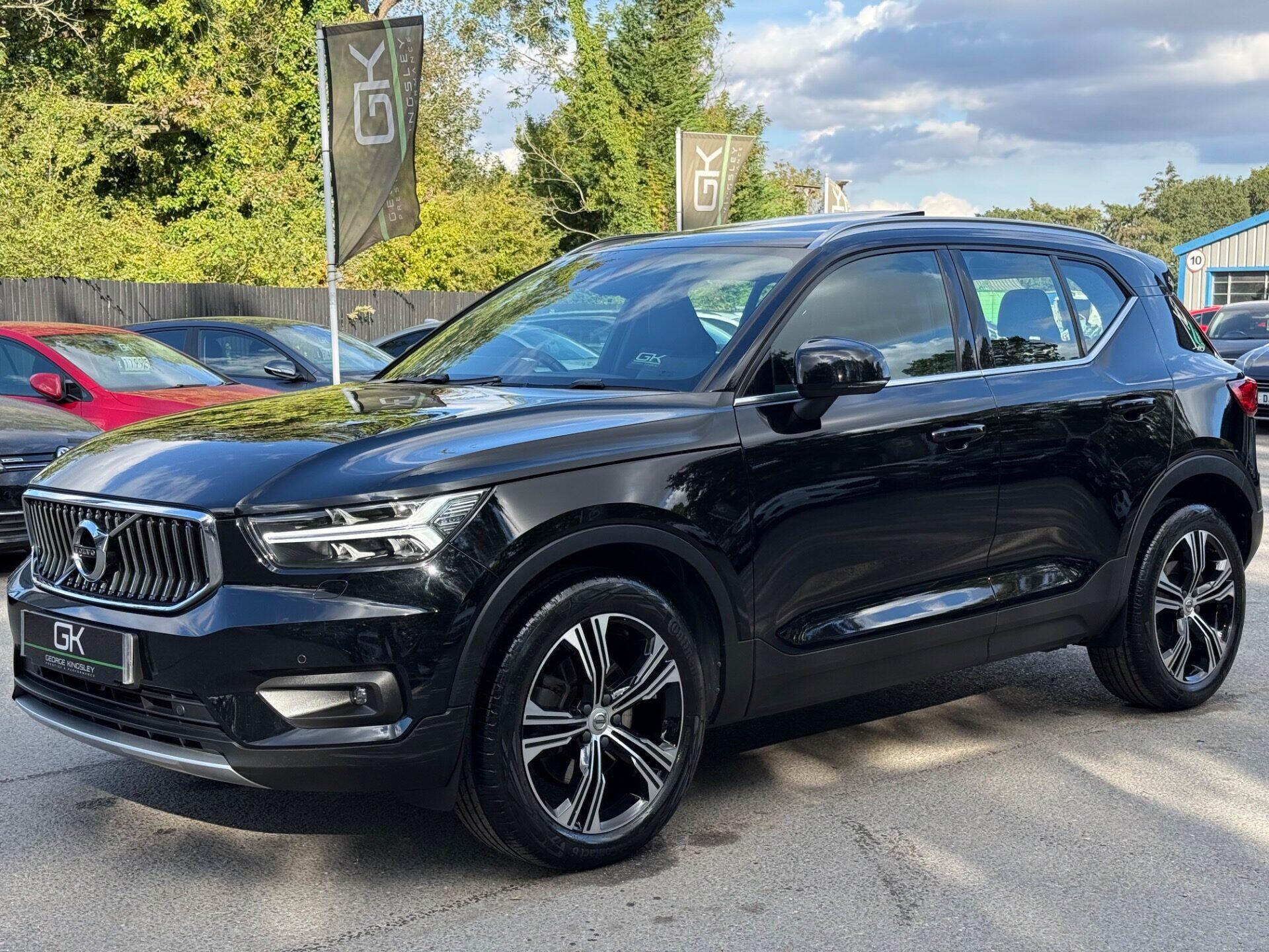 Volvo XC40 view 12