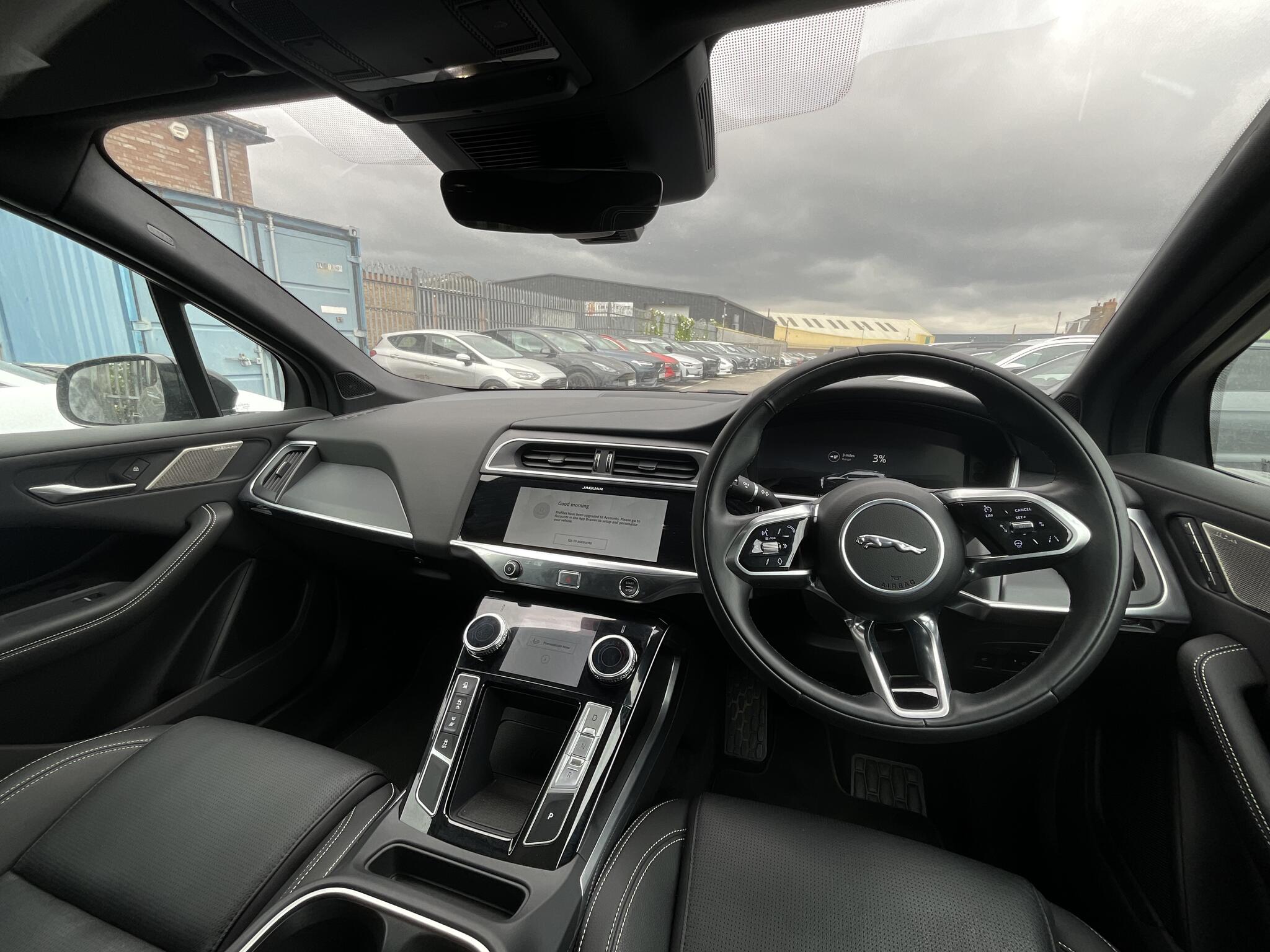 Jaguar I-Pace view 6