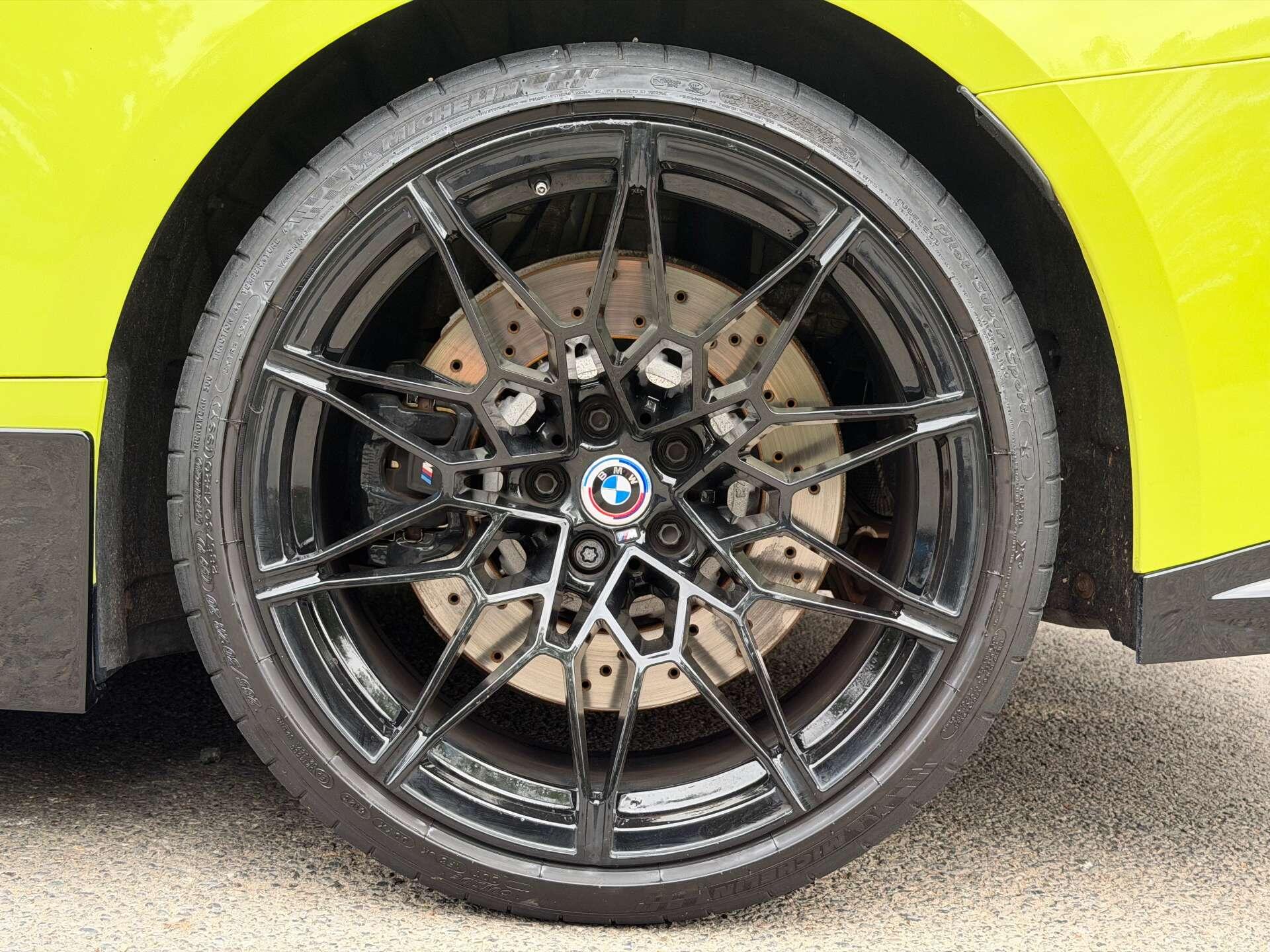 BMW M4 view 44