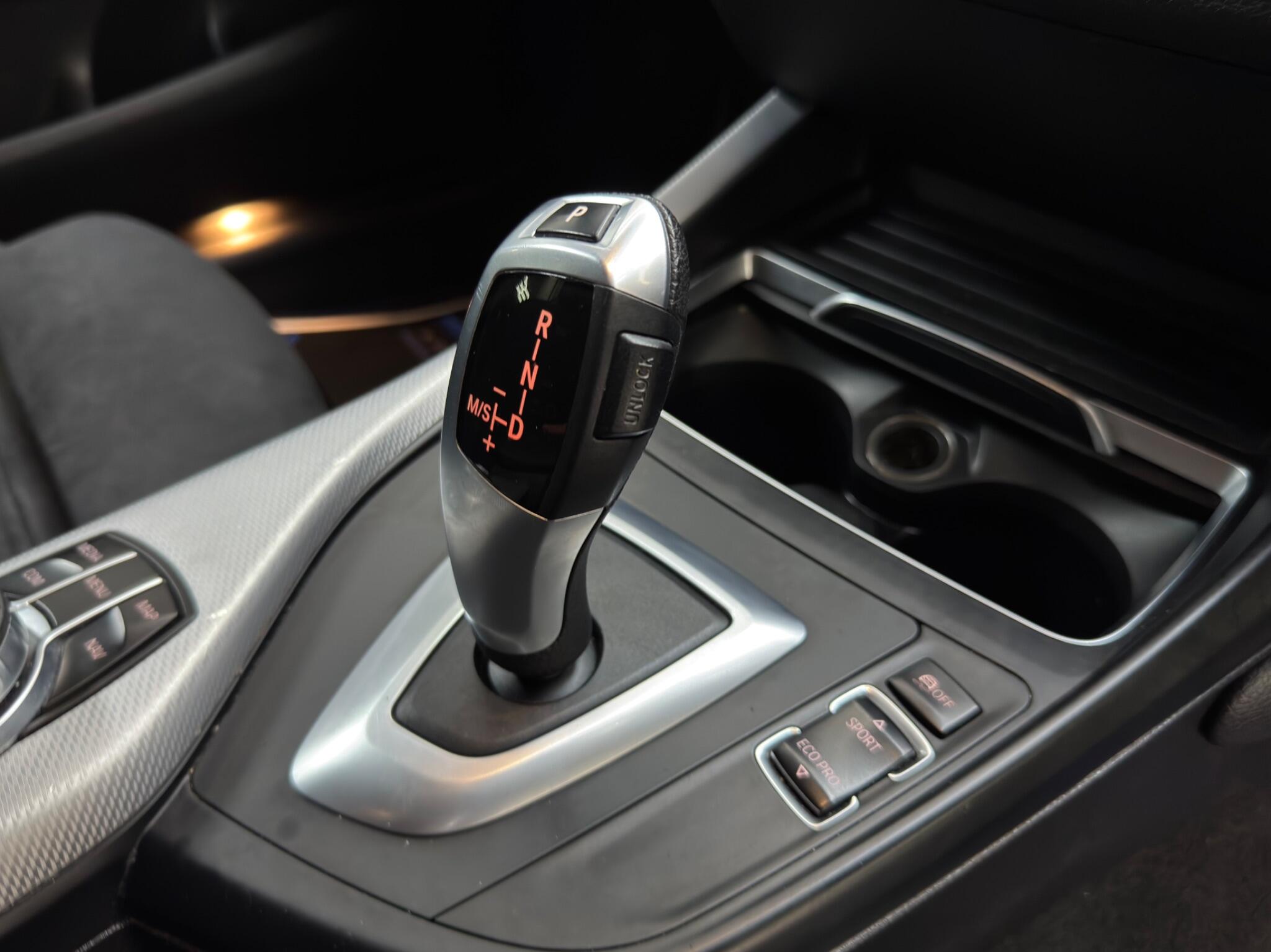 BMW 1 Series view 7