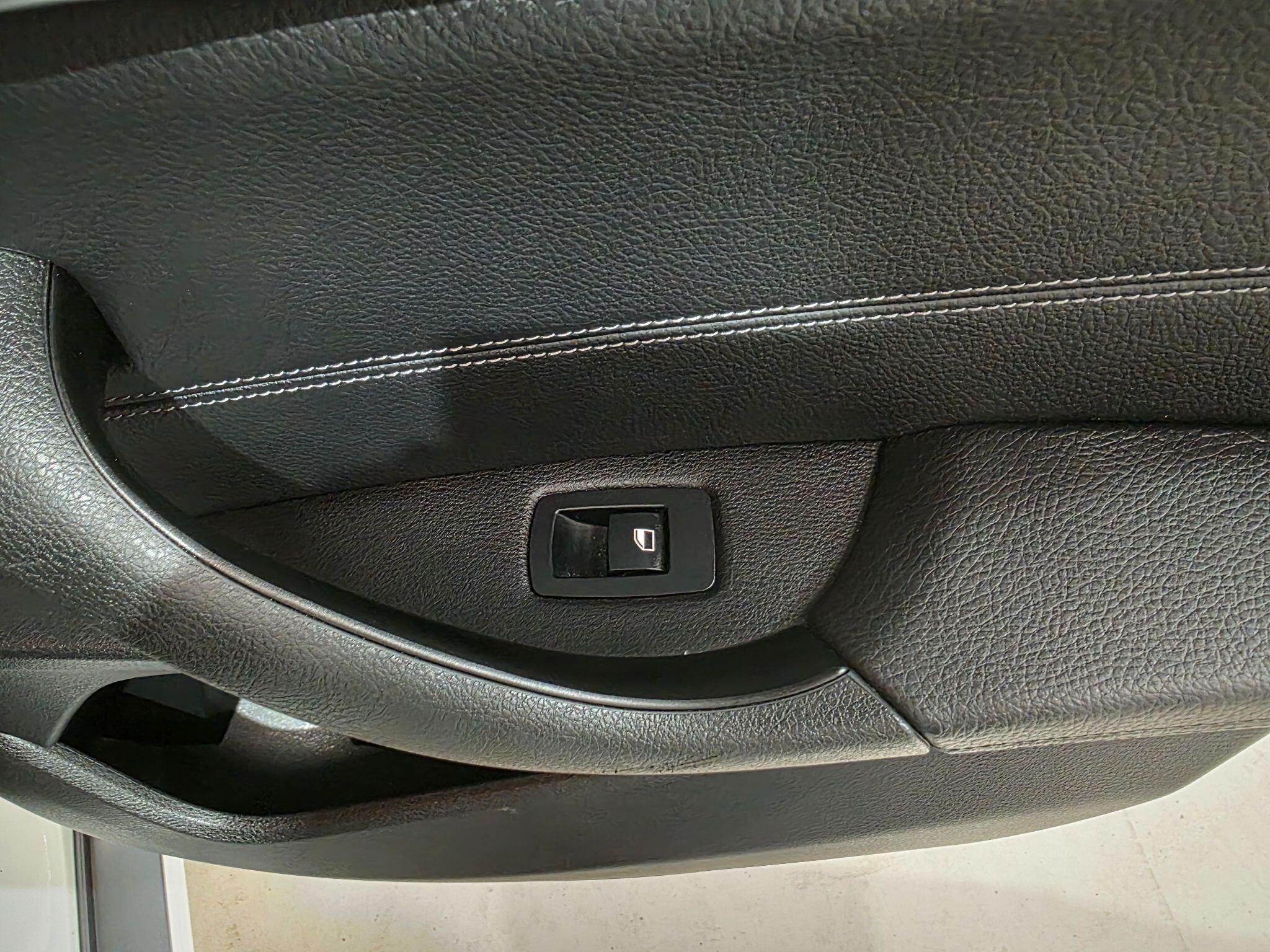 BMW X2 view 24