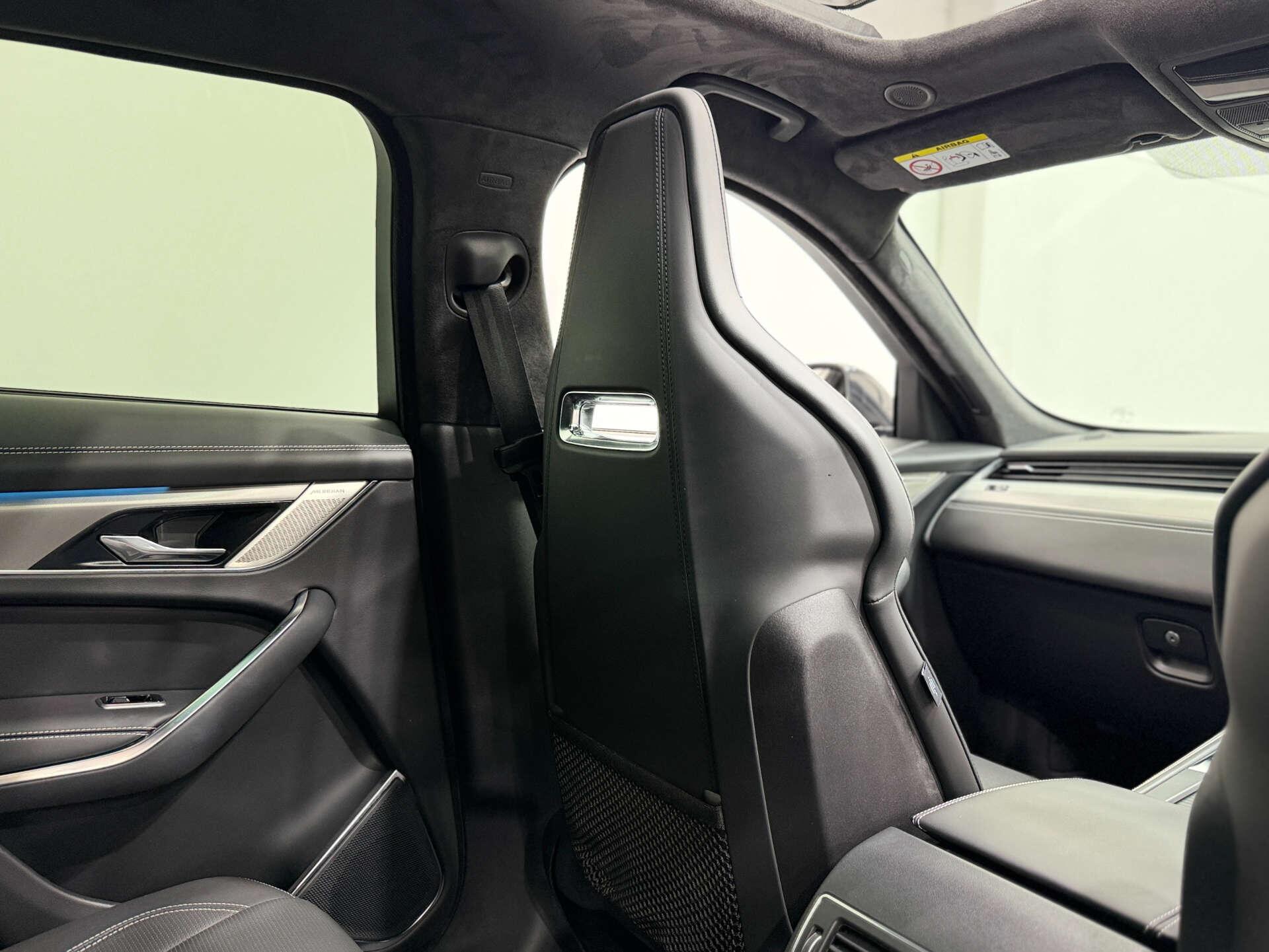 Jaguar F-Pace view 17