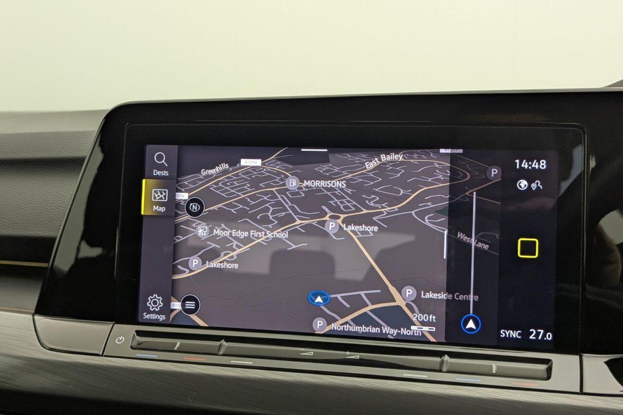 Volkswagen Golf view 26