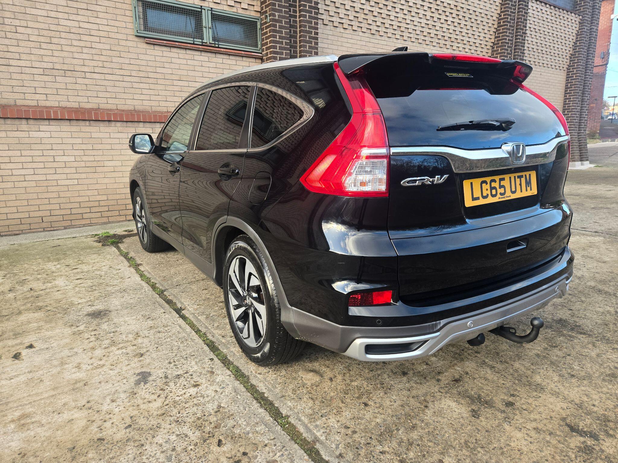 2015 Honda CR-V image 7