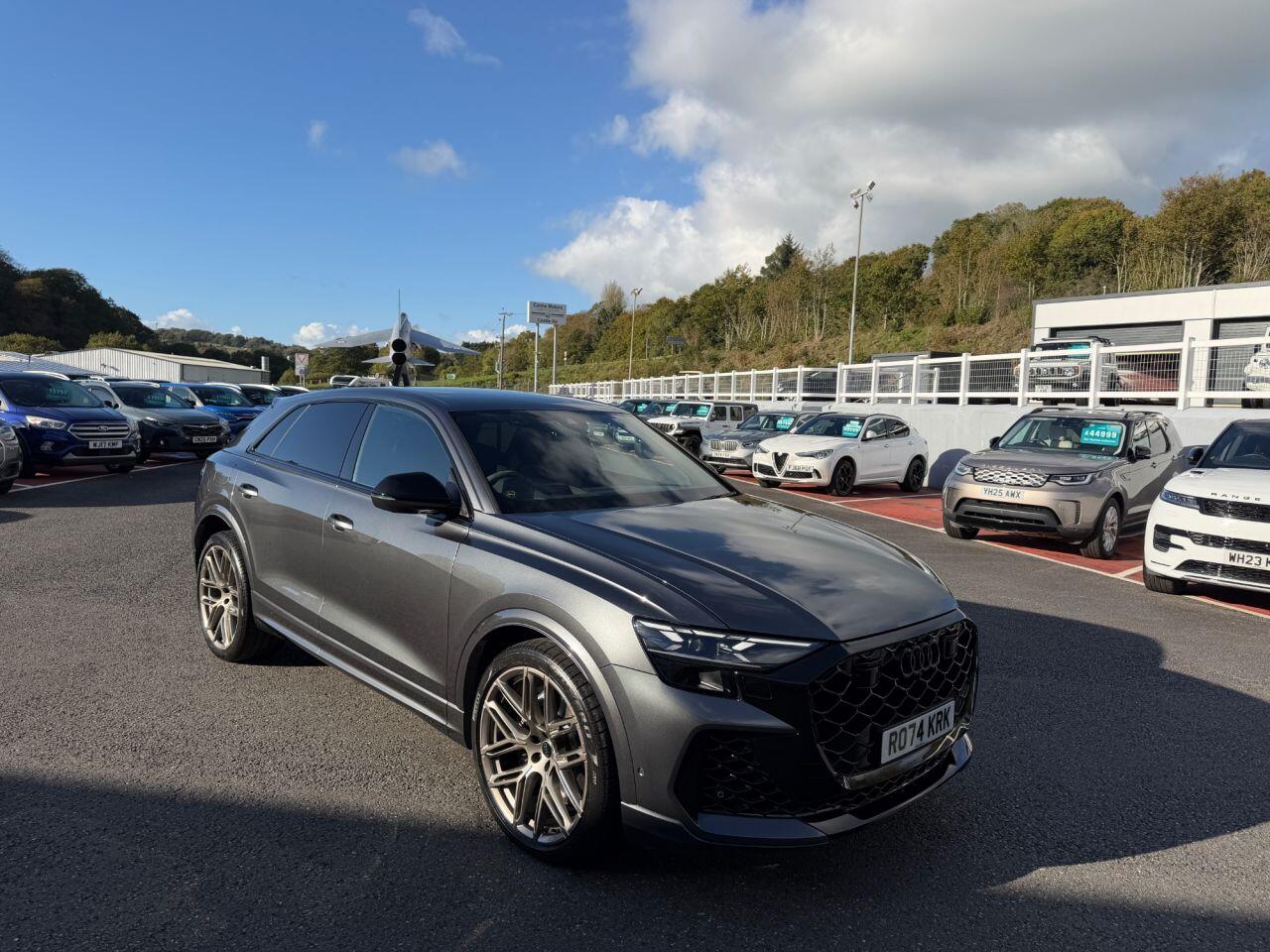 Audi RSQ8