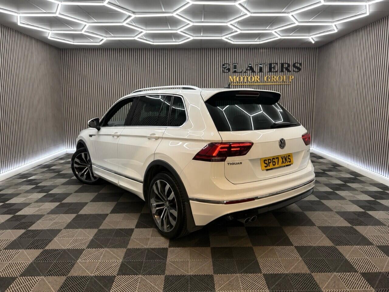 Volkswagen Tiguan view 18