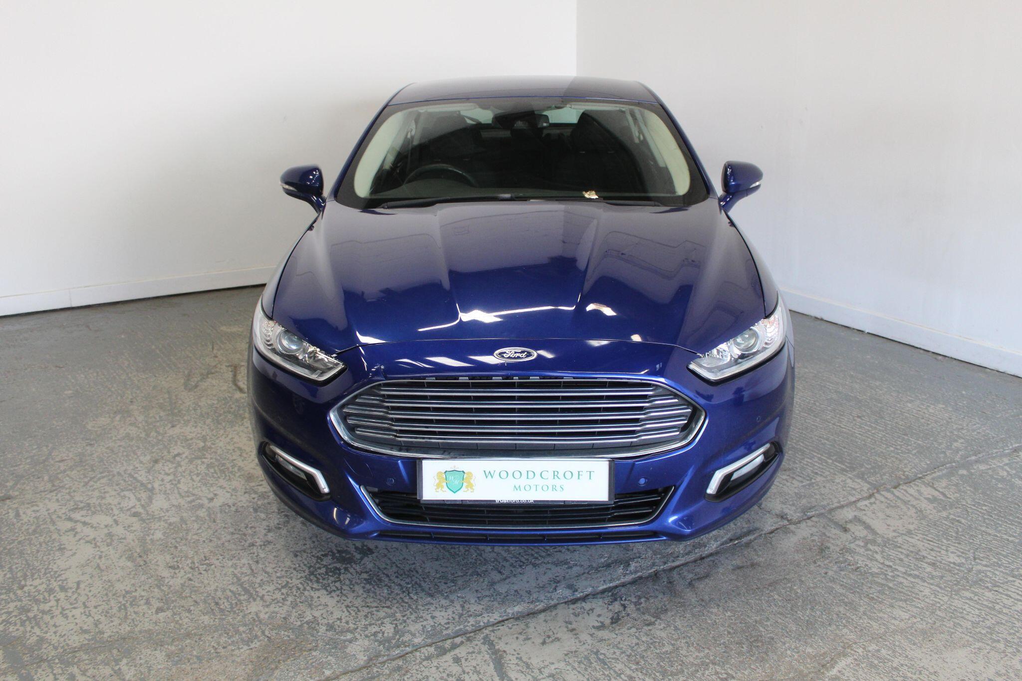 Ford Mondeo view 13