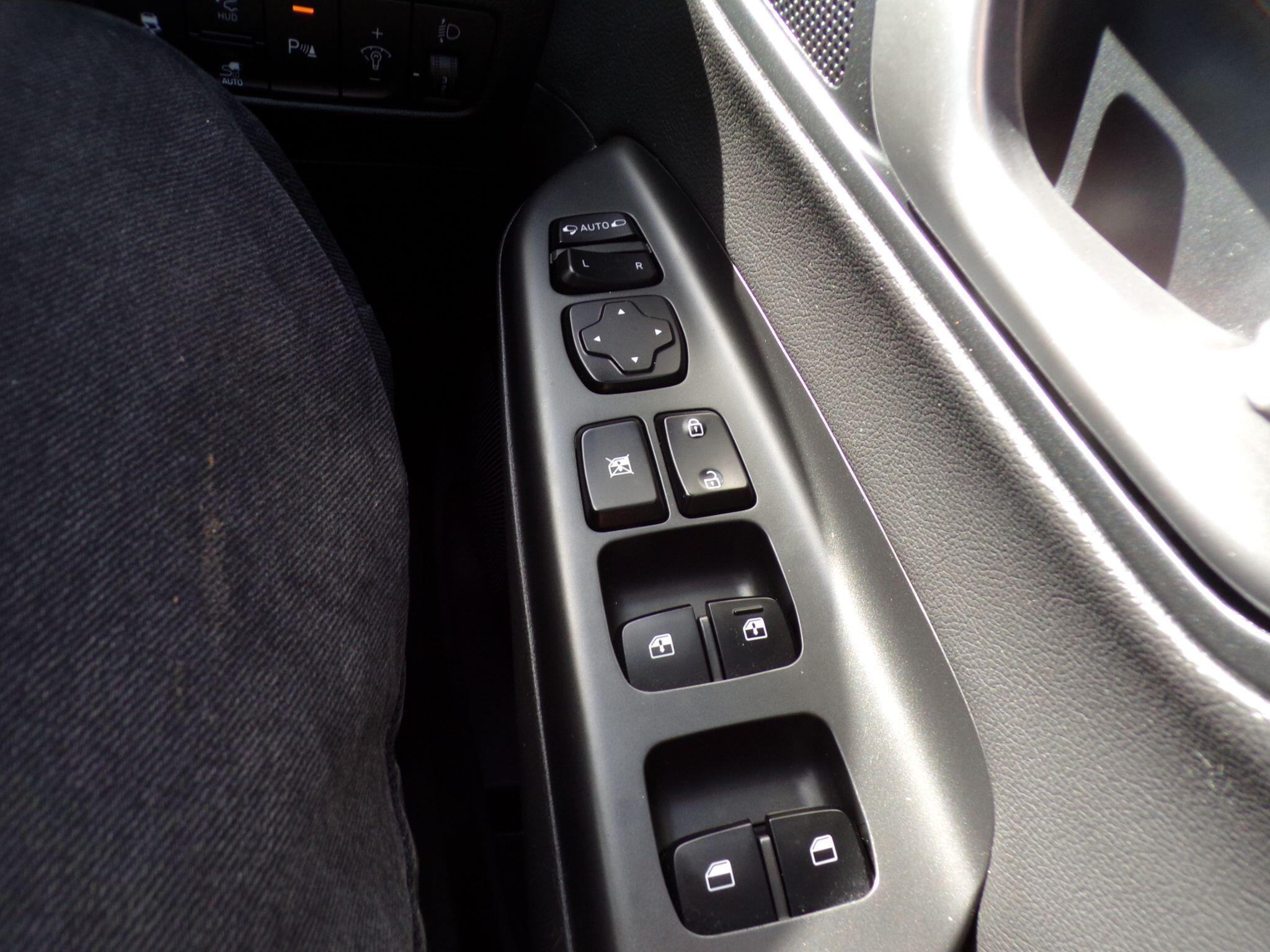 Hyundai Kona view 32