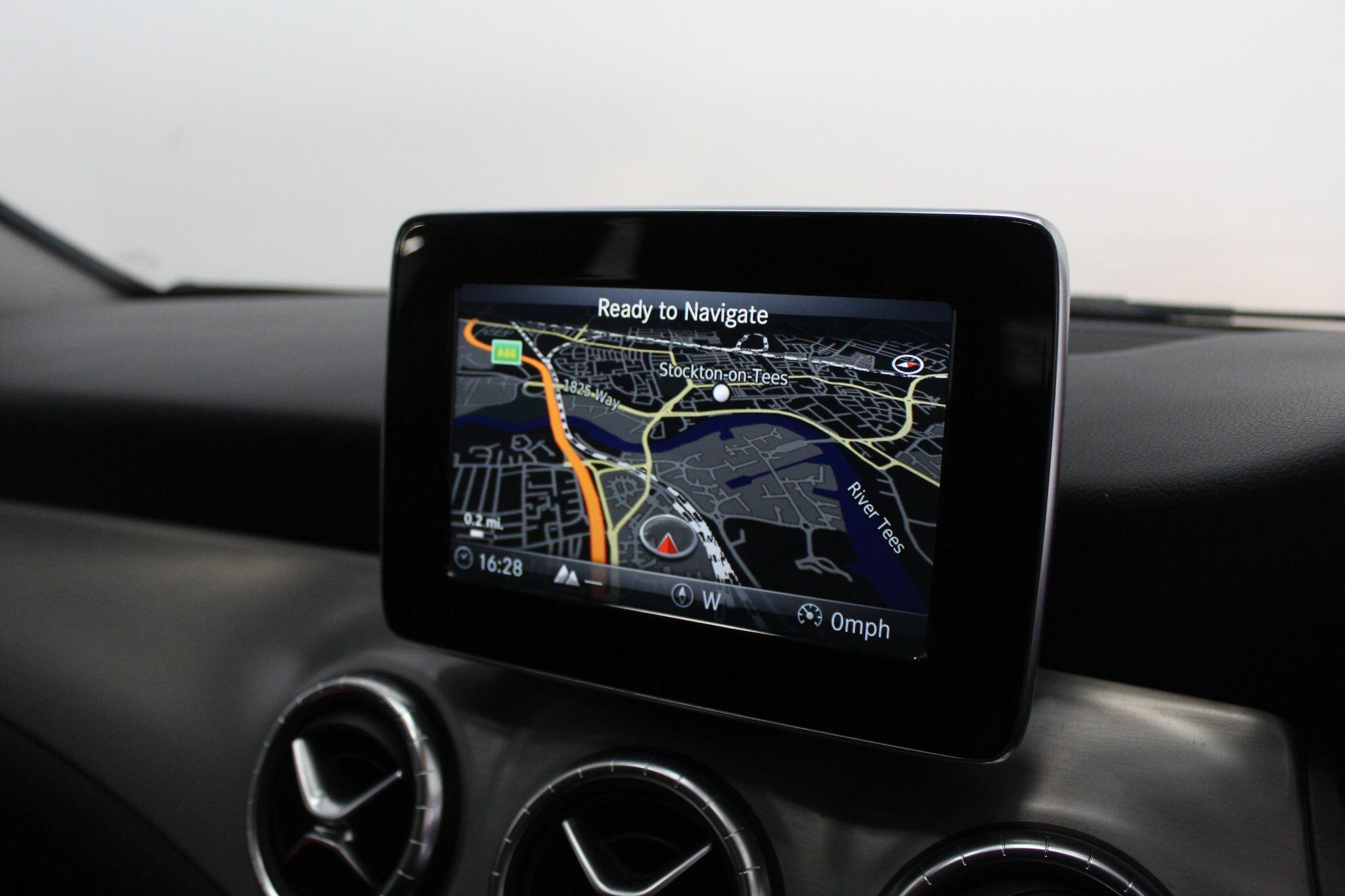 Mercedes-Benz CLA view 37