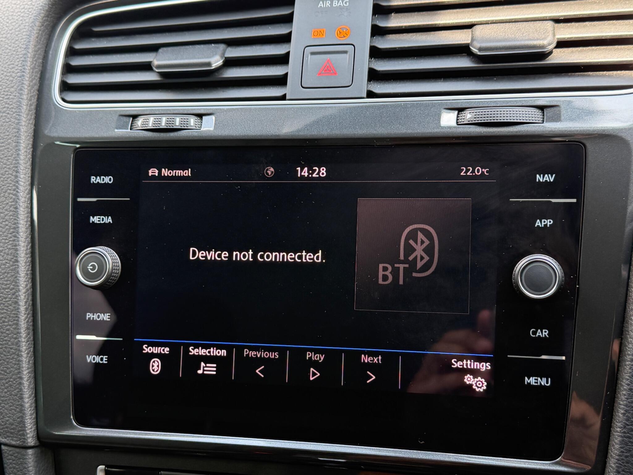 Volkswagen Golf view 31