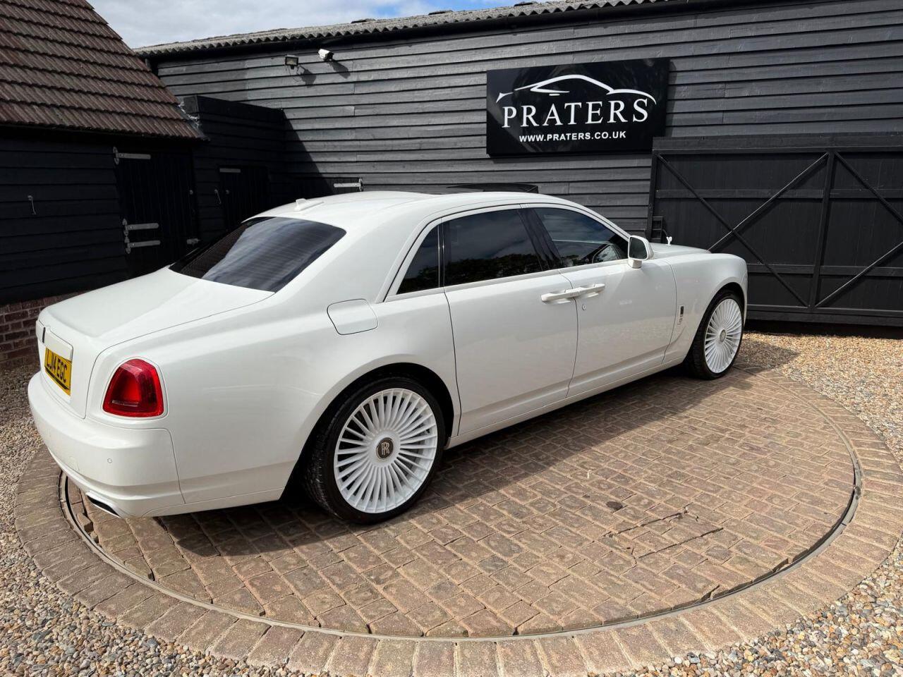 Rolls-Royce Ghost view 52