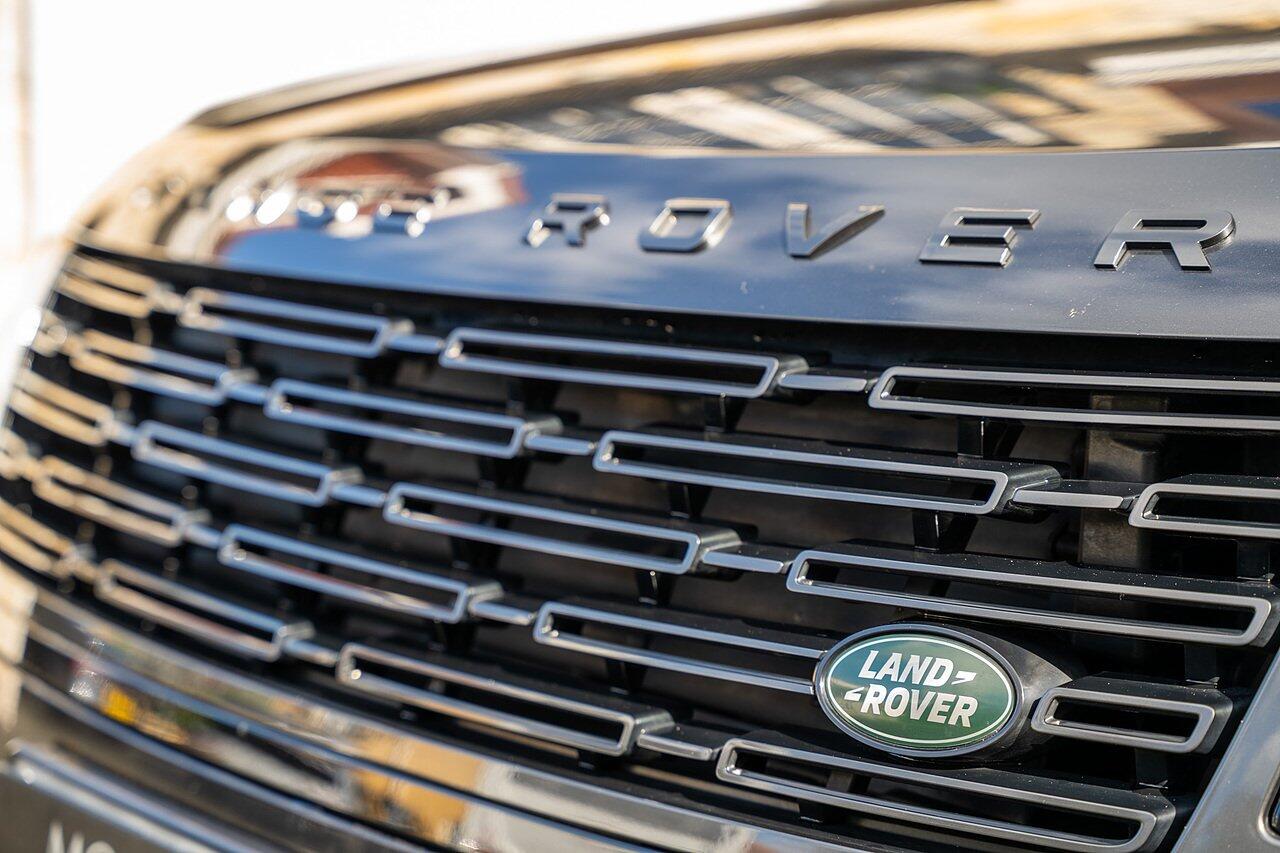 Land Rover Range Rover view 30