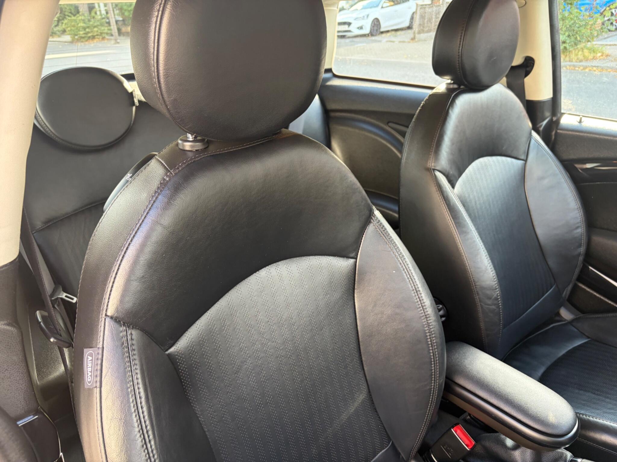 Mini Hatch view 40