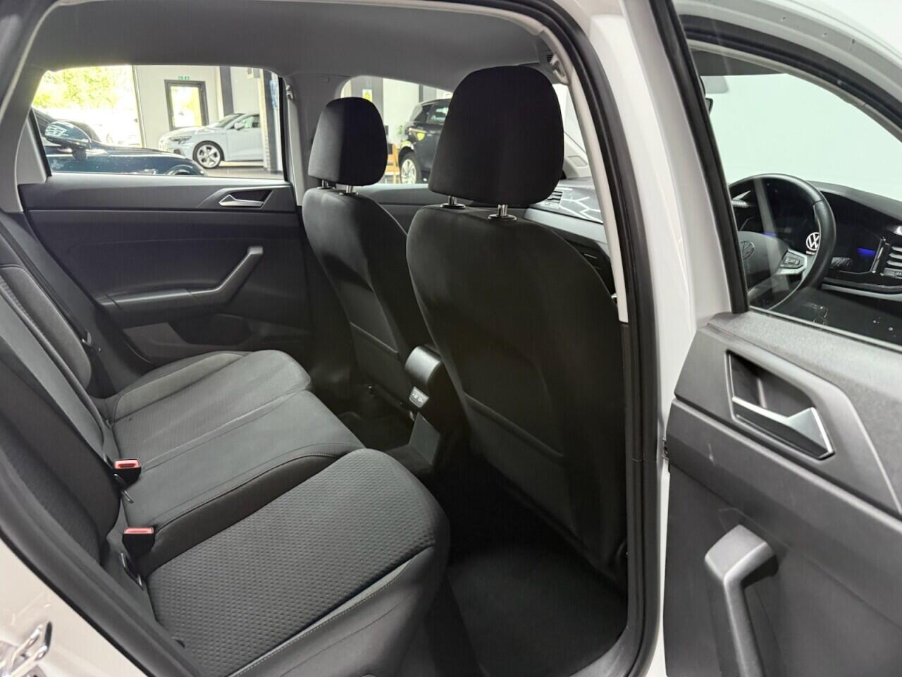 Volkswagen Polo view 39